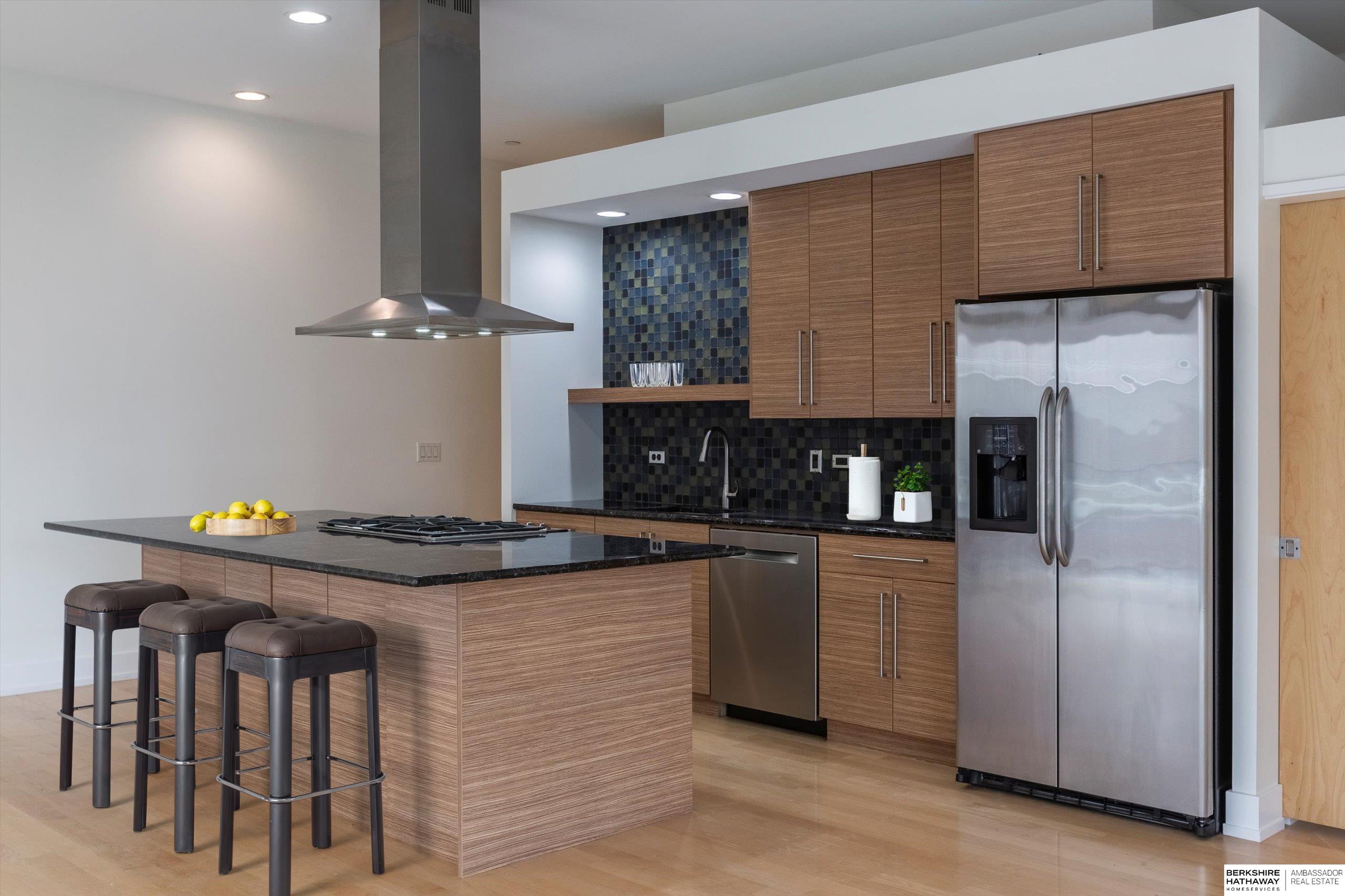 Omaha, Nebraska 68108, United States, 1 Bedroom Bedrooms, ,1 BathroomBathrooms,Residential,Pending,5931