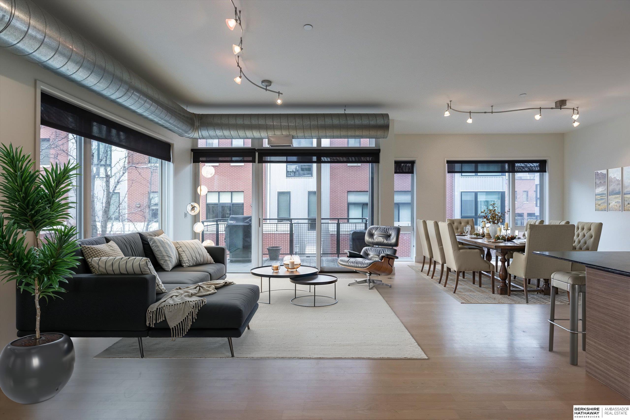 Omaha, Nebraska 68108, United States, 1 Bedroom Bedrooms, ,1 BathroomBathrooms,Residential,Pending,5931