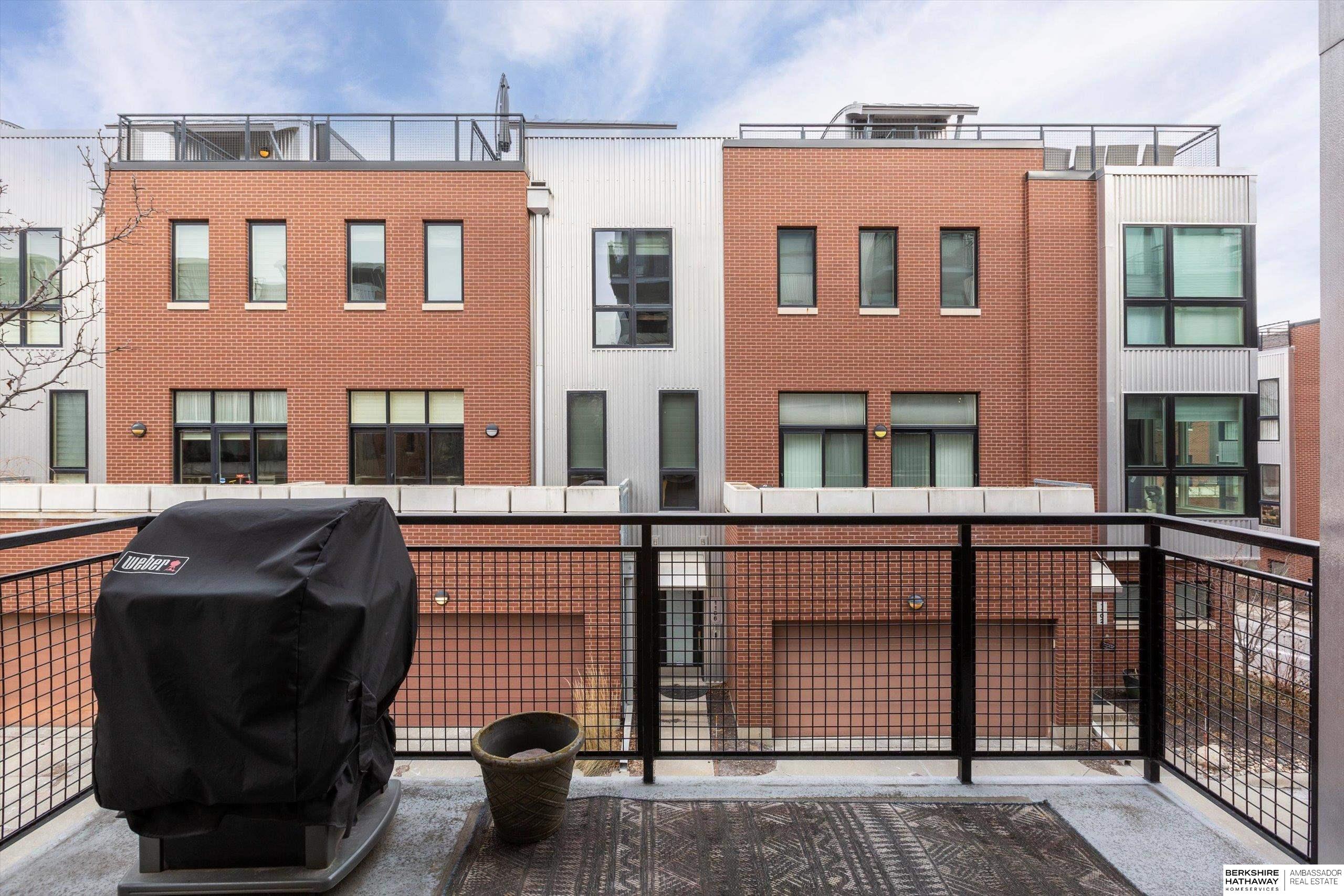 Omaha, Nebraska 68108, United States, 1 Bedroom Bedrooms, ,1 BathroomBathrooms,Residential,Pending,5931