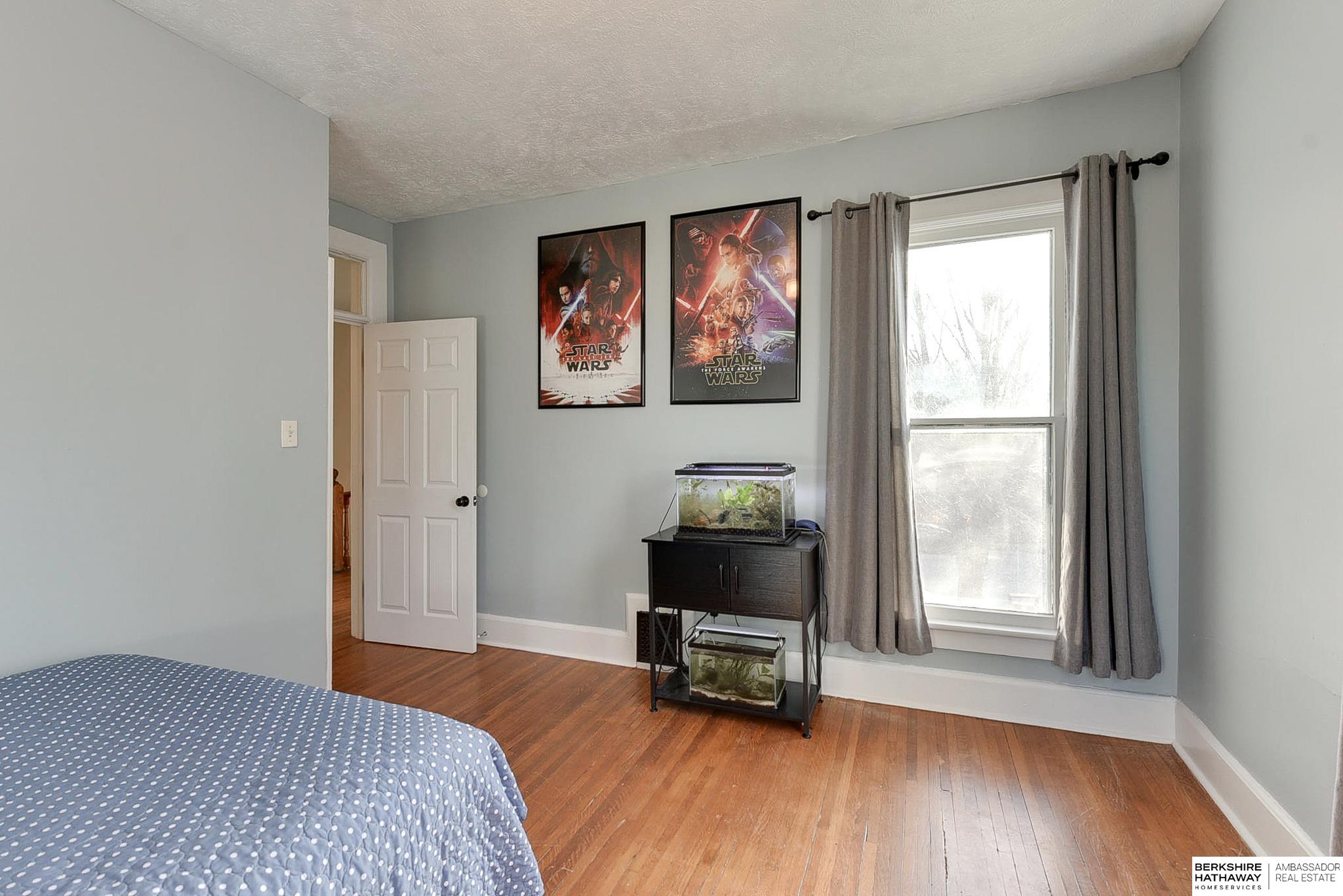 Omaha, Nebraska 68105, United States, 5 Bedrooms Bedrooms, ,2 BathroomsBathrooms,Residential,Active,88619