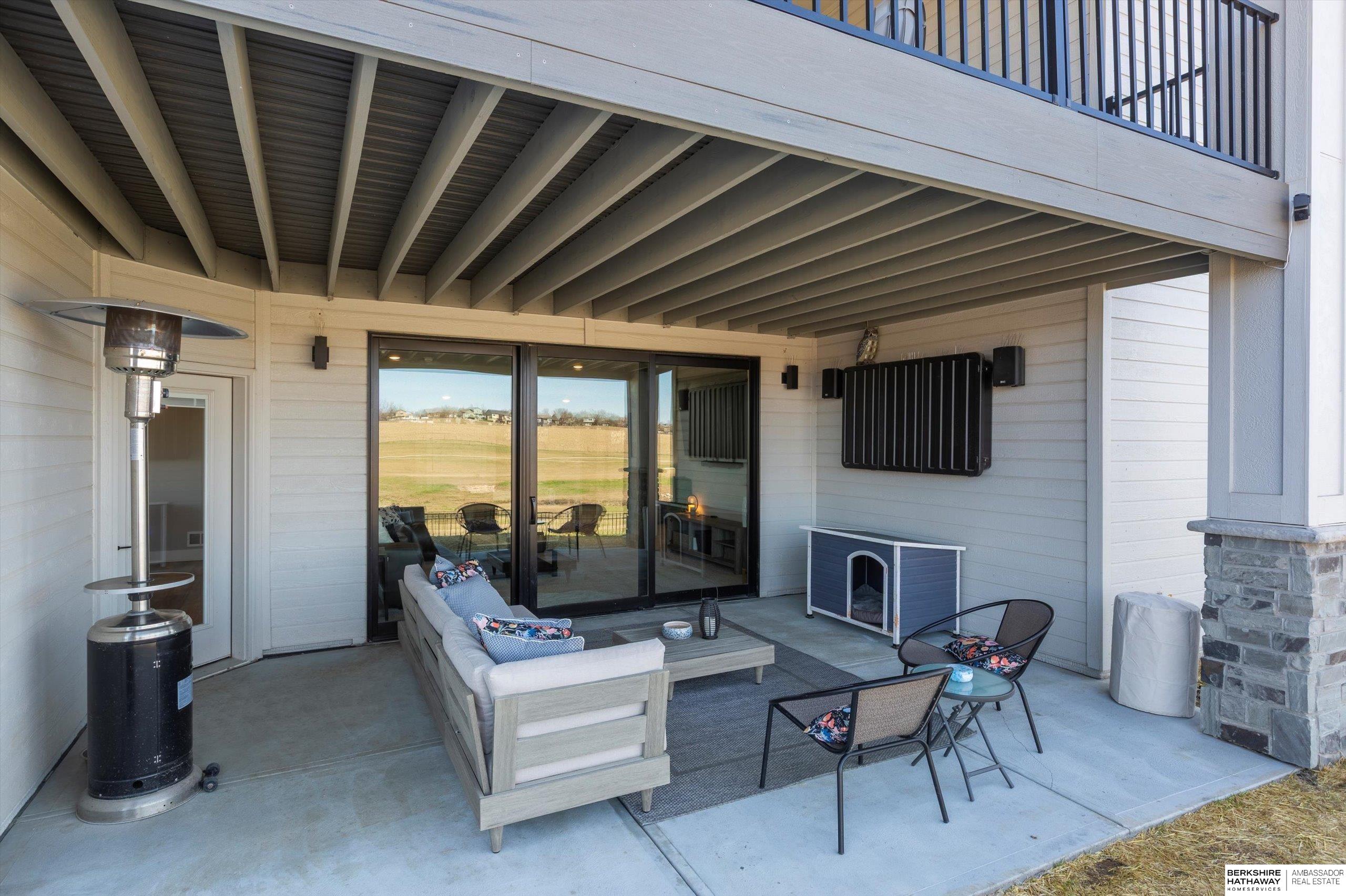 Gretna, Nebraska 68028, United States, 4 Bedrooms Bedrooms, ,3 BathroomsBathrooms,Residential,Pending,105302