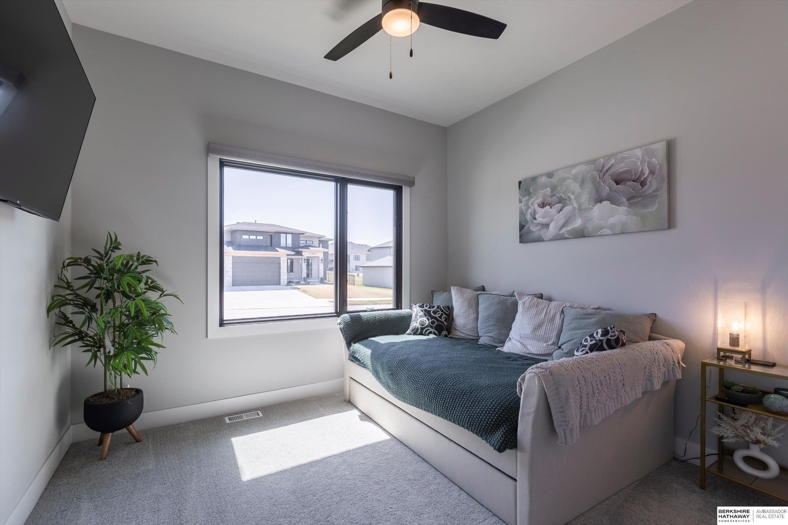 Gretna, Nebraska 68028, United States, 4 Bedrooms Bedrooms, ,3 BathroomsBathrooms,Residential,Pending,105302