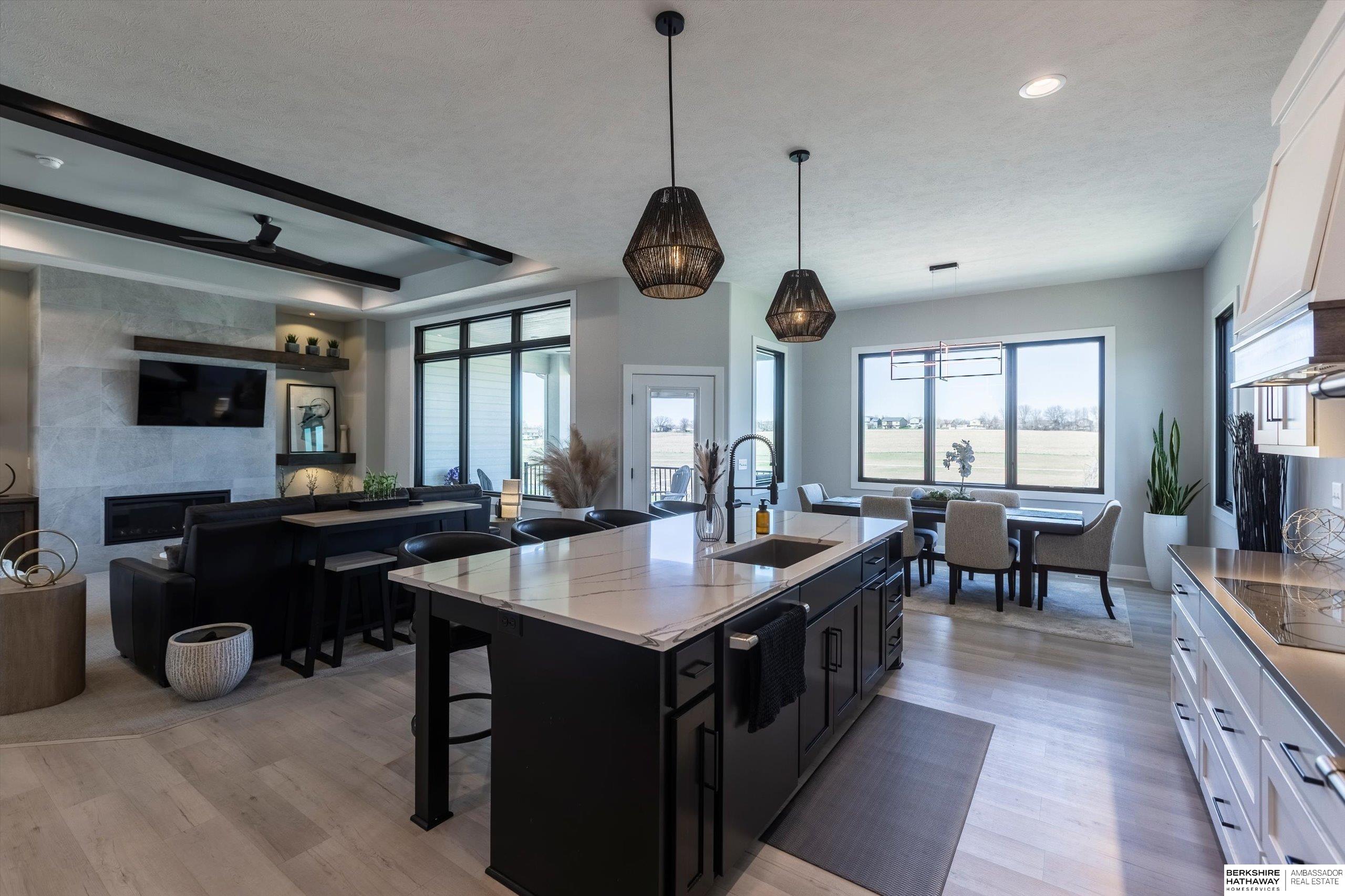 Gretna, Nebraska 68028, United States, 4 Bedrooms Bedrooms, ,3 BathroomsBathrooms,Residential,Pending,105302