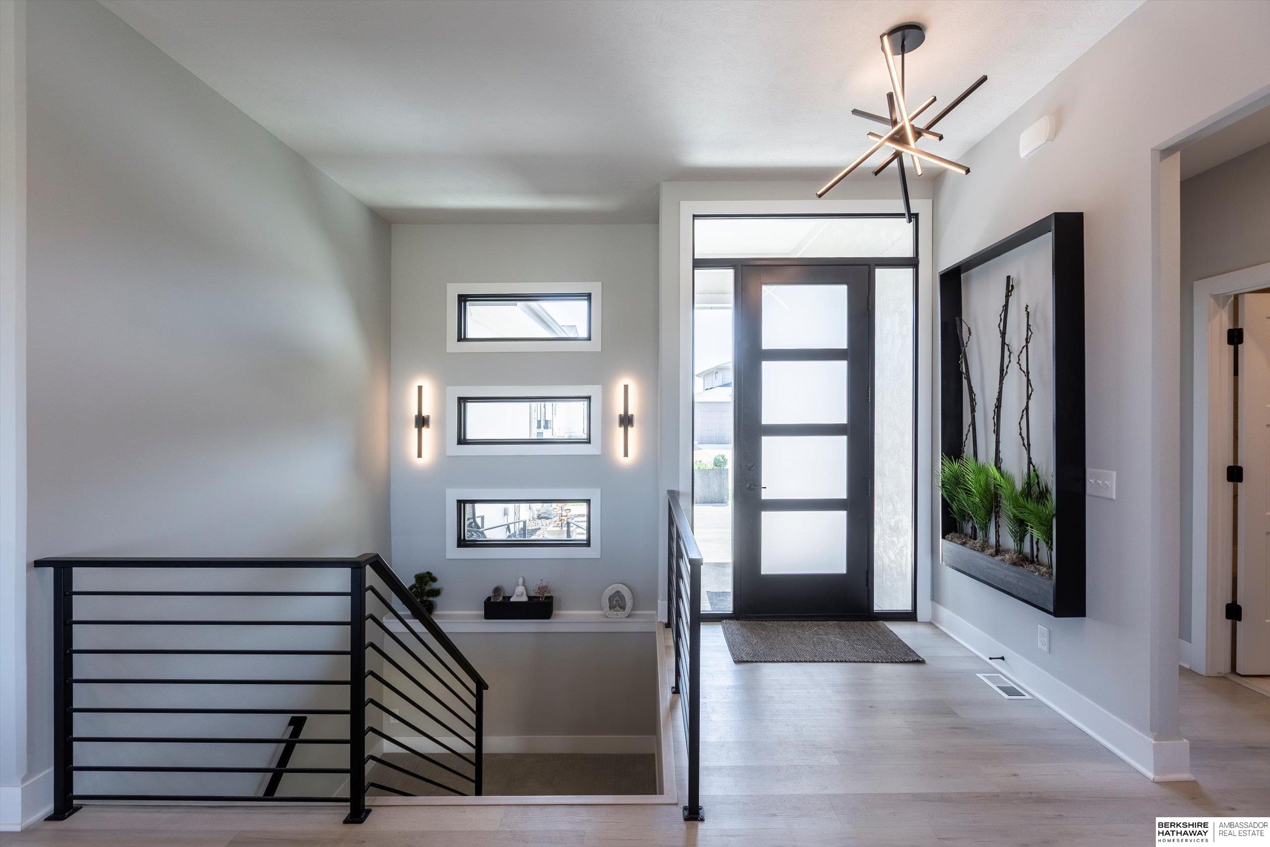 Gretna, Nebraska 68028, United States, 4 Bedrooms Bedrooms, ,3 BathroomsBathrooms,Residential,Pending,105302