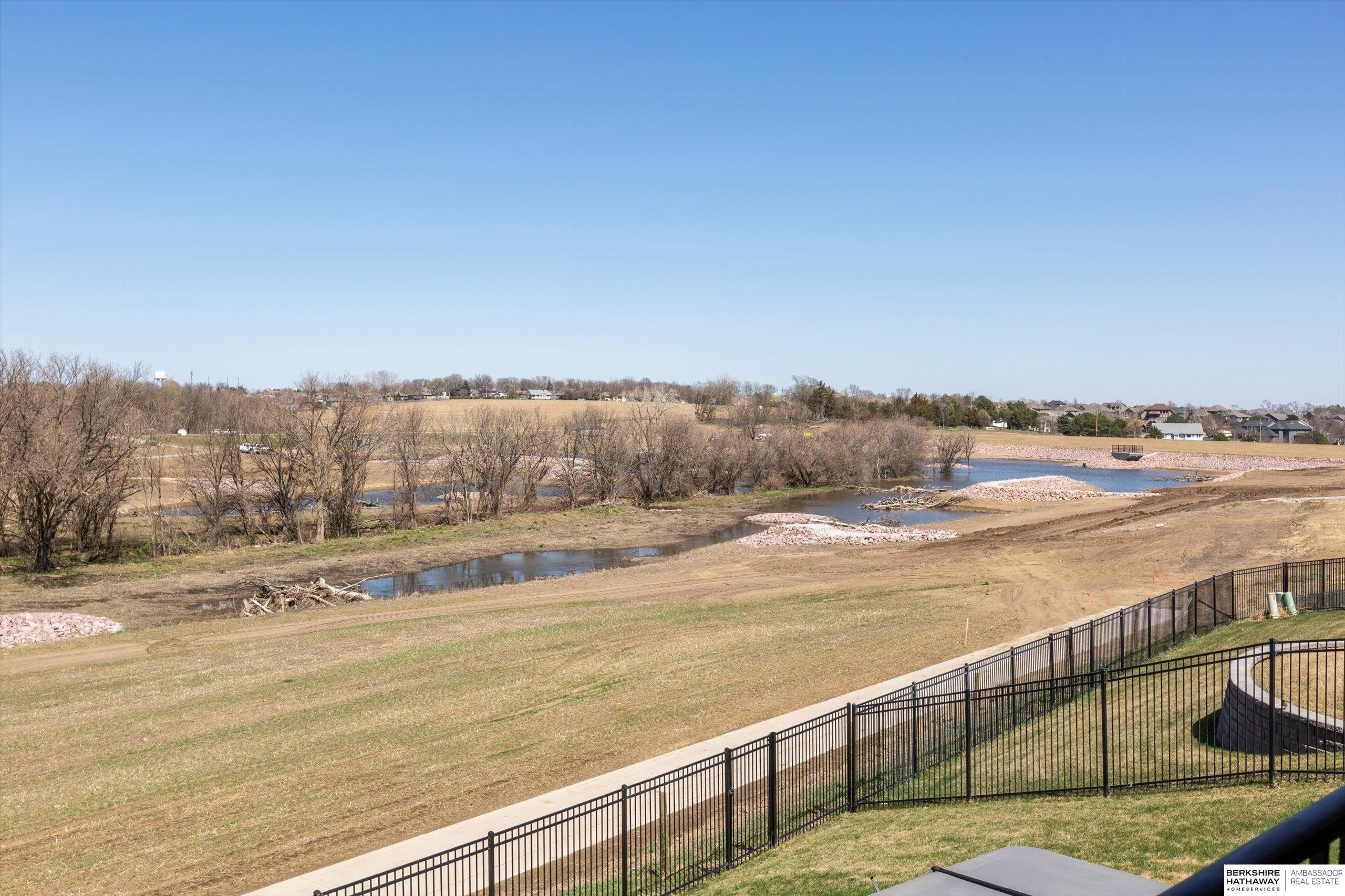 Gretna, Nebraska 68028, United States, 4 Bedrooms Bedrooms, ,3 BathroomsBathrooms,Residential,Pending,105302