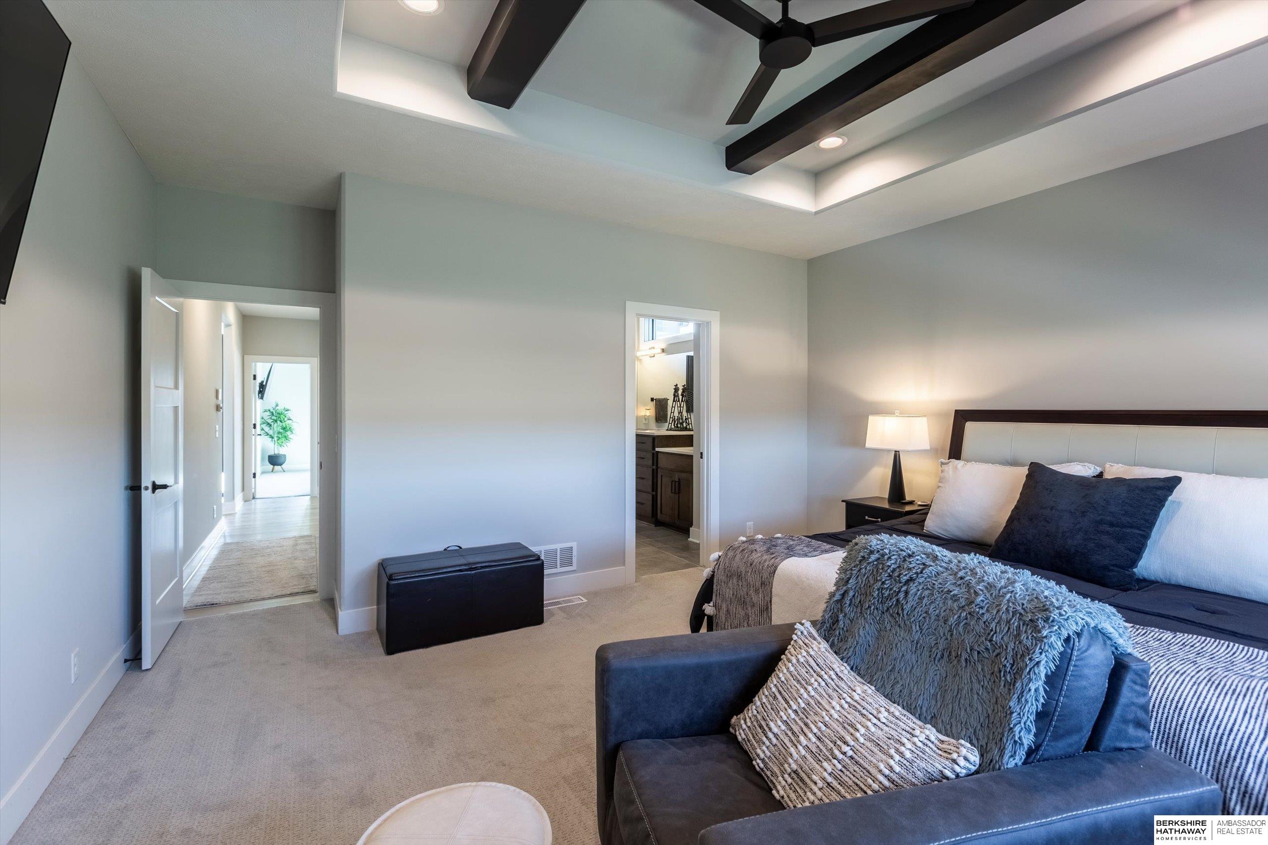 Gretna, Nebraska 68028, United States, 4 Bedrooms Bedrooms, ,3 BathroomsBathrooms,Residential,Pending,105302