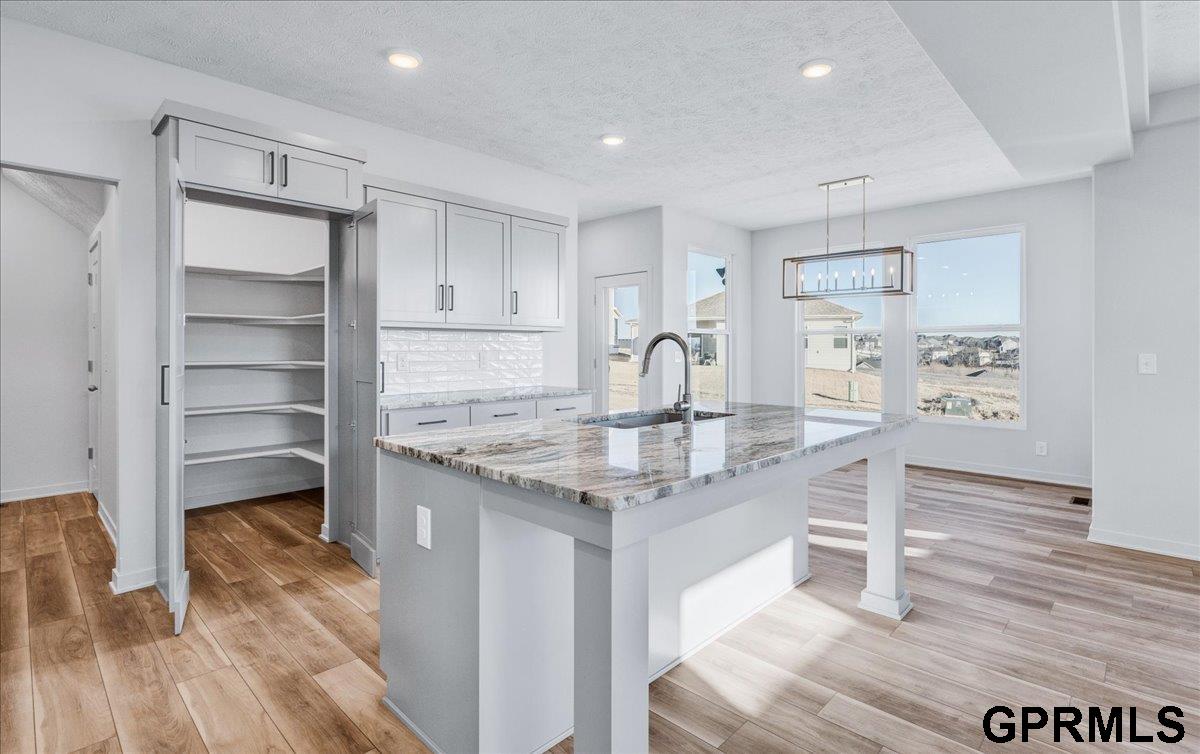 Bennington, Nebraska 68007, United States, 4 Bedrooms Bedrooms, ,3 BathroomsBathrooms,Residential,Active,23784