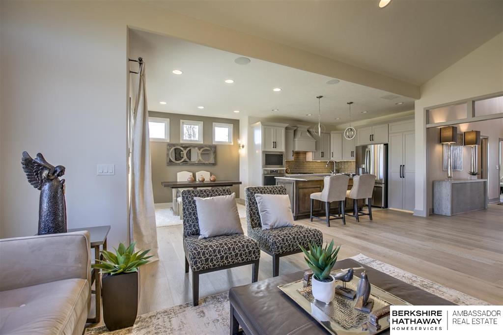 Omaha, Nebraska 68022, United States, 4 Bedrooms Bedrooms, ,3 BathroomsBathrooms,Residential,Active,56052