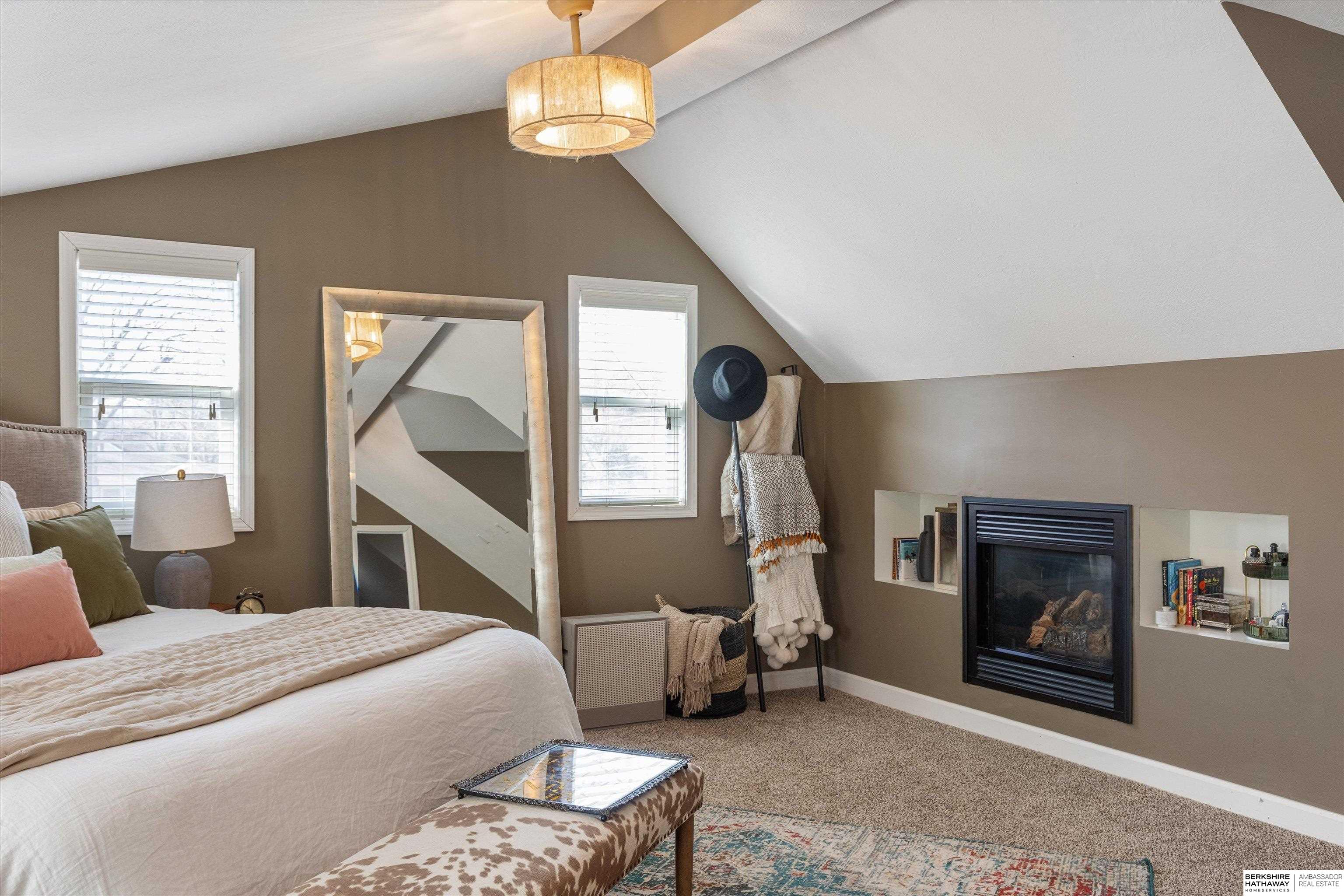 Council Bluffs, Iowa 51503, United States, 4 Bedrooms Bedrooms, ,3 BathroomsBathrooms,Residential,Active,92499