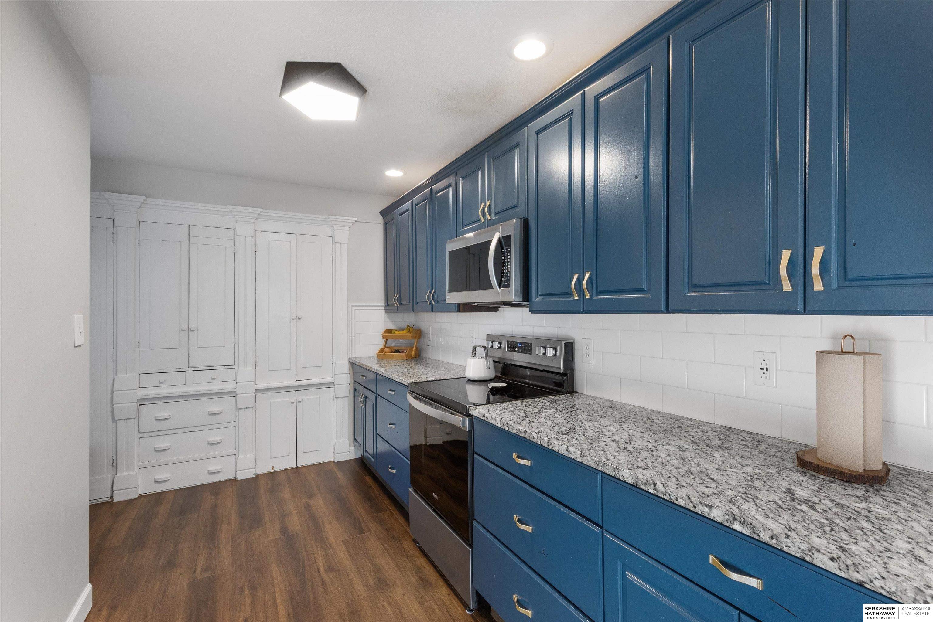 Council Bluffs, Iowa 51503, United States, 4 Bedrooms Bedrooms, ,3 BathroomsBathrooms,Residential,Active,92499