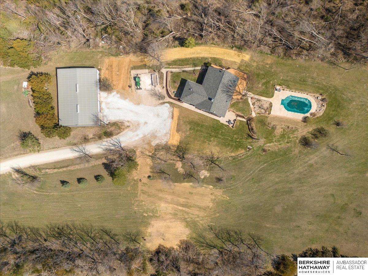 Honey Creek, Iowa 51542, United States, 4 Bedrooms Bedrooms, ,3 BathroomsBathrooms,Residential,Pending,105532