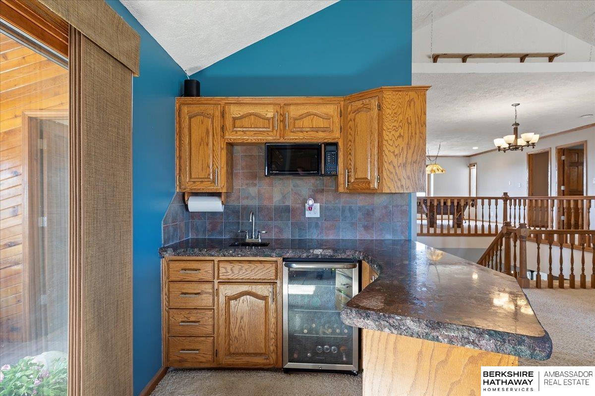 Honey Creek, Iowa 51542, United States, 4 Bedrooms Bedrooms, ,3 BathroomsBathrooms,Residential,Pending,105532