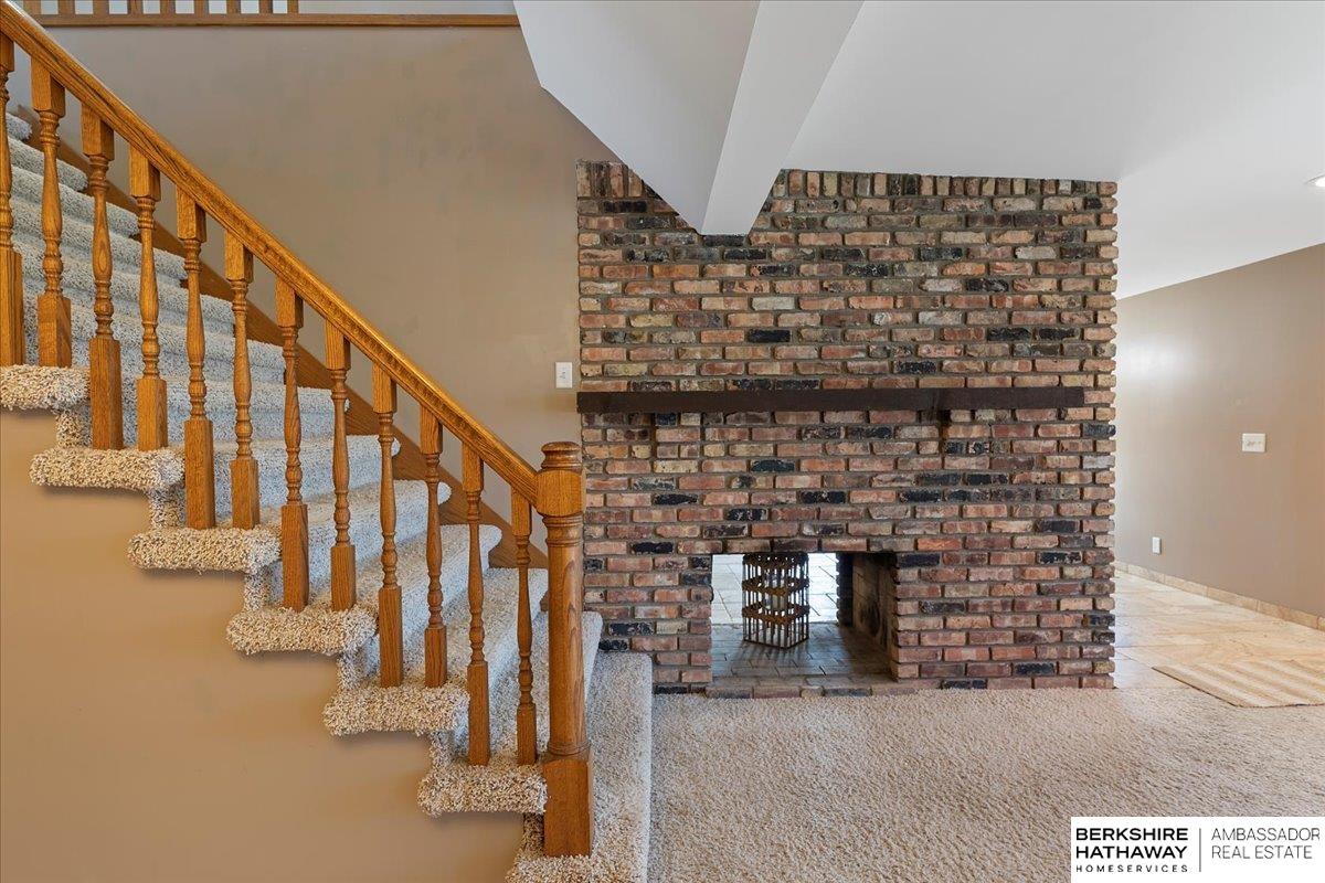 Honey Creek, Iowa 51542, United States, 4 Bedrooms Bedrooms, ,3 BathroomsBathrooms,Residential,Pending,105532