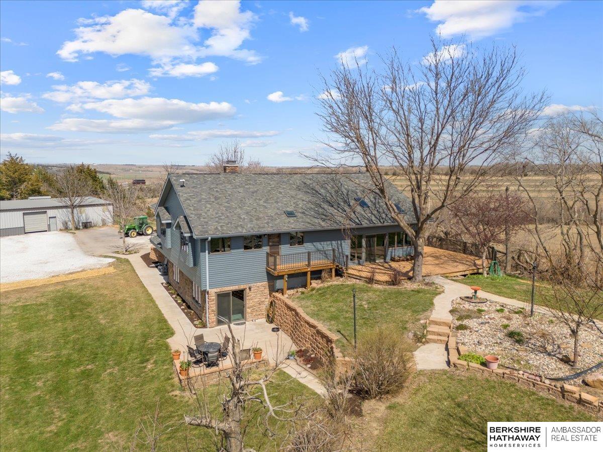 Honey Creek, Iowa 51542, United States, 4 Bedrooms Bedrooms, ,3 BathroomsBathrooms,Residential,Pending,105532