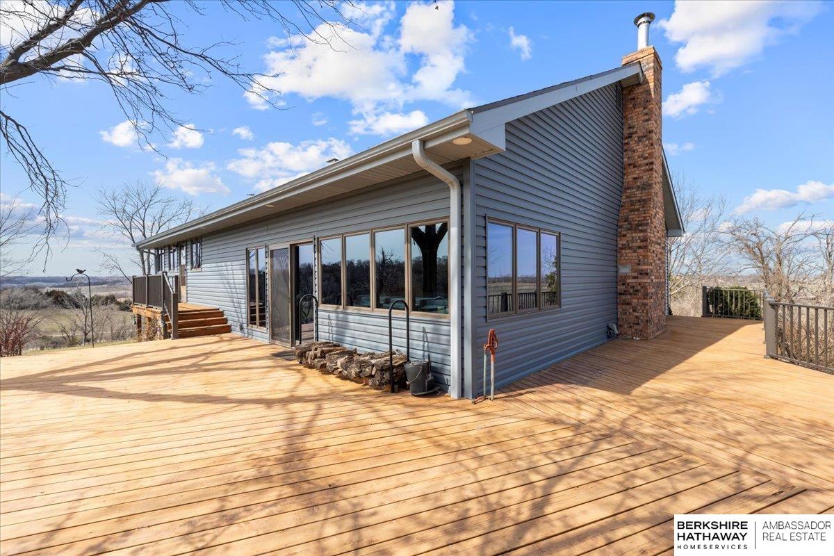 Honey Creek, Iowa 51542, United States, 4 Bedrooms Bedrooms, ,3 BathroomsBathrooms,Residential,Pending,105532