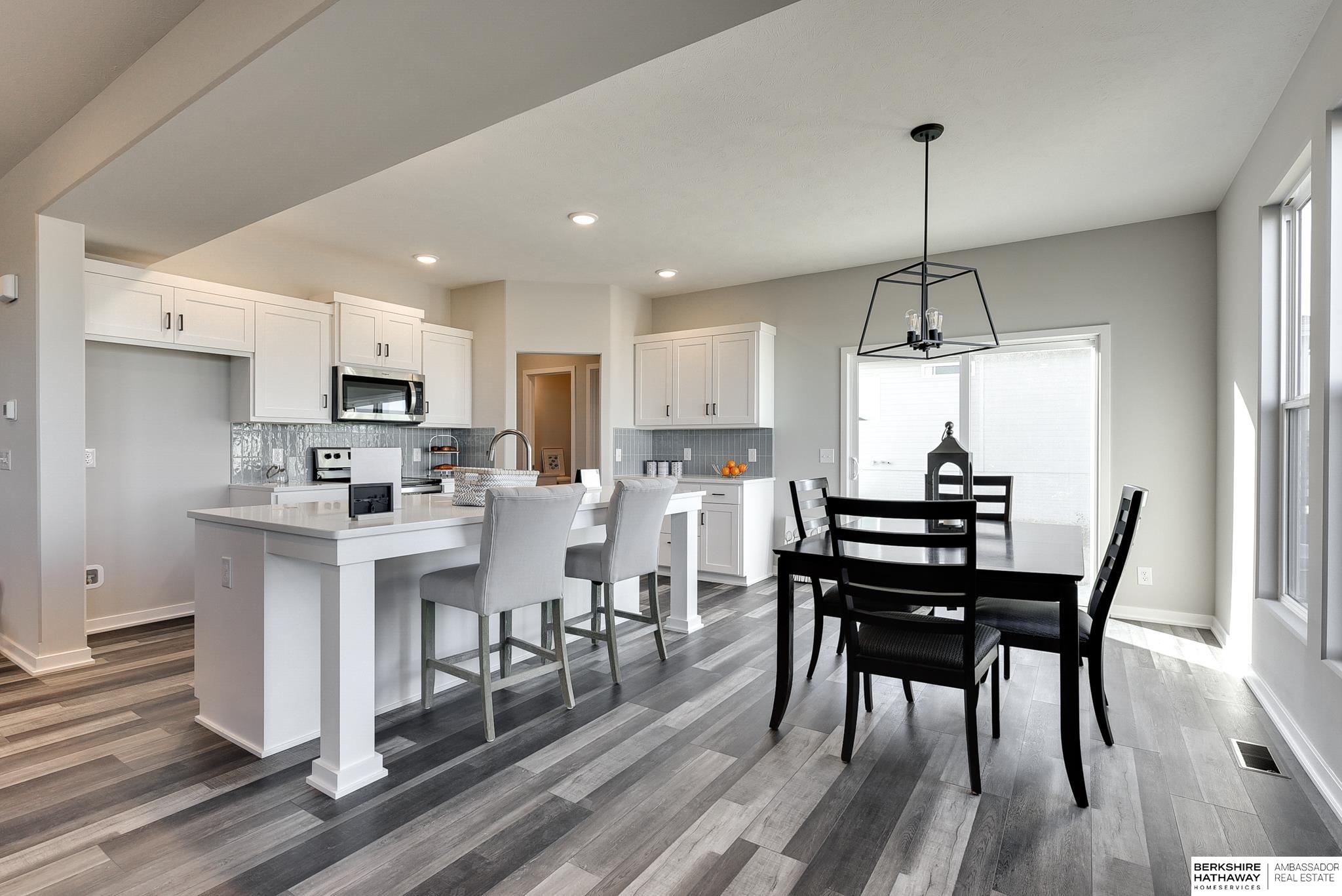 Elkhorn, Nebraska 68022, United States, 4 Bedrooms Bedrooms, ,3 BathroomsBathrooms,Residential,Active,47049