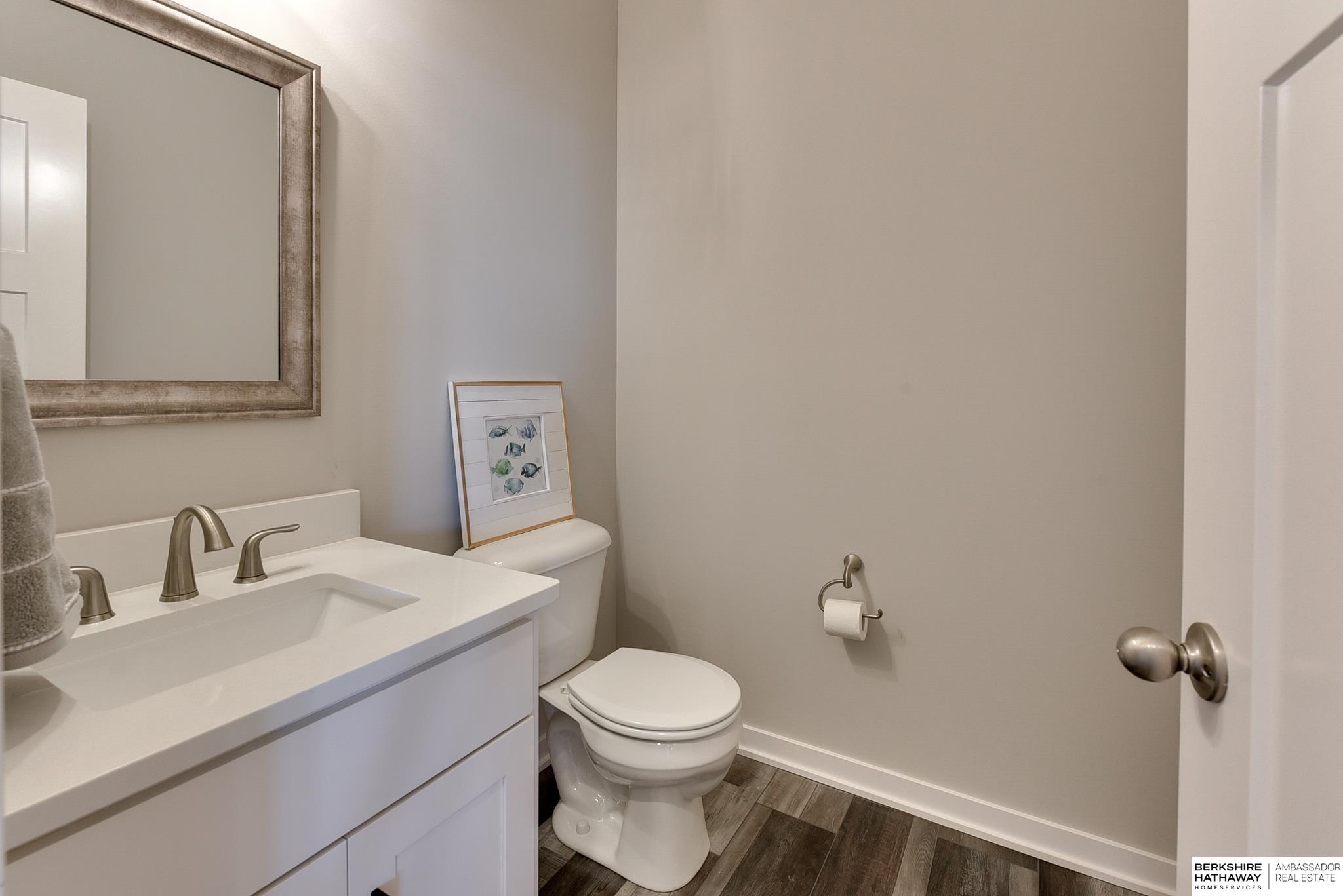 Elkhorn, Nebraska 68022, United States, 4 Bedrooms Bedrooms, ,3 BathroomsBathrooms,Residential,Active,47049