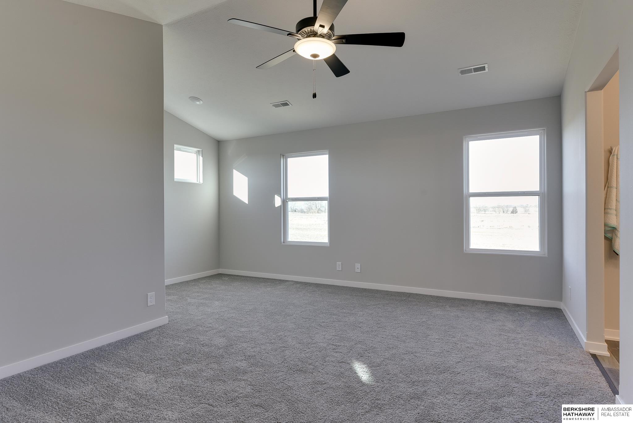 Elkhorn, Nebraska 68022, United States, 4 Bedrooms Bedrooms, ,3 BathroomsBathrooms,Residential,Active,47049