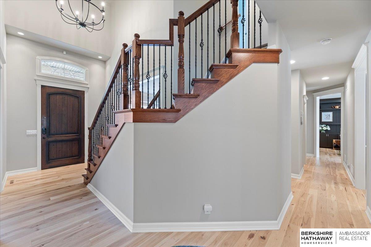 Bellevue, Nebraska 68005, United States, 5 Bedrooms Bedrooms, ,5 BathroomsBathrooms,Residential,Pending,4202