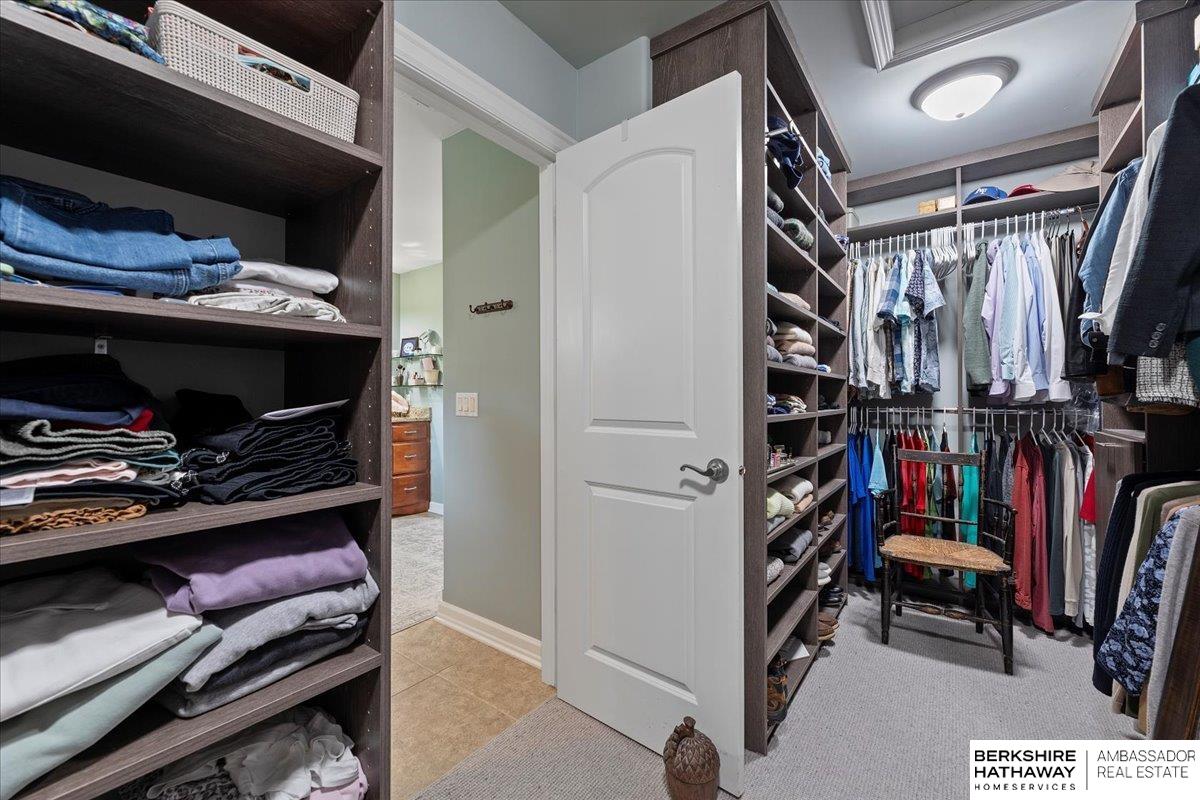 Bellevue, Nebraska 68005, United States, 5 Bedrooms Bedrooms, ,5 BathroomsBathrooms,Residential,Pending,4202