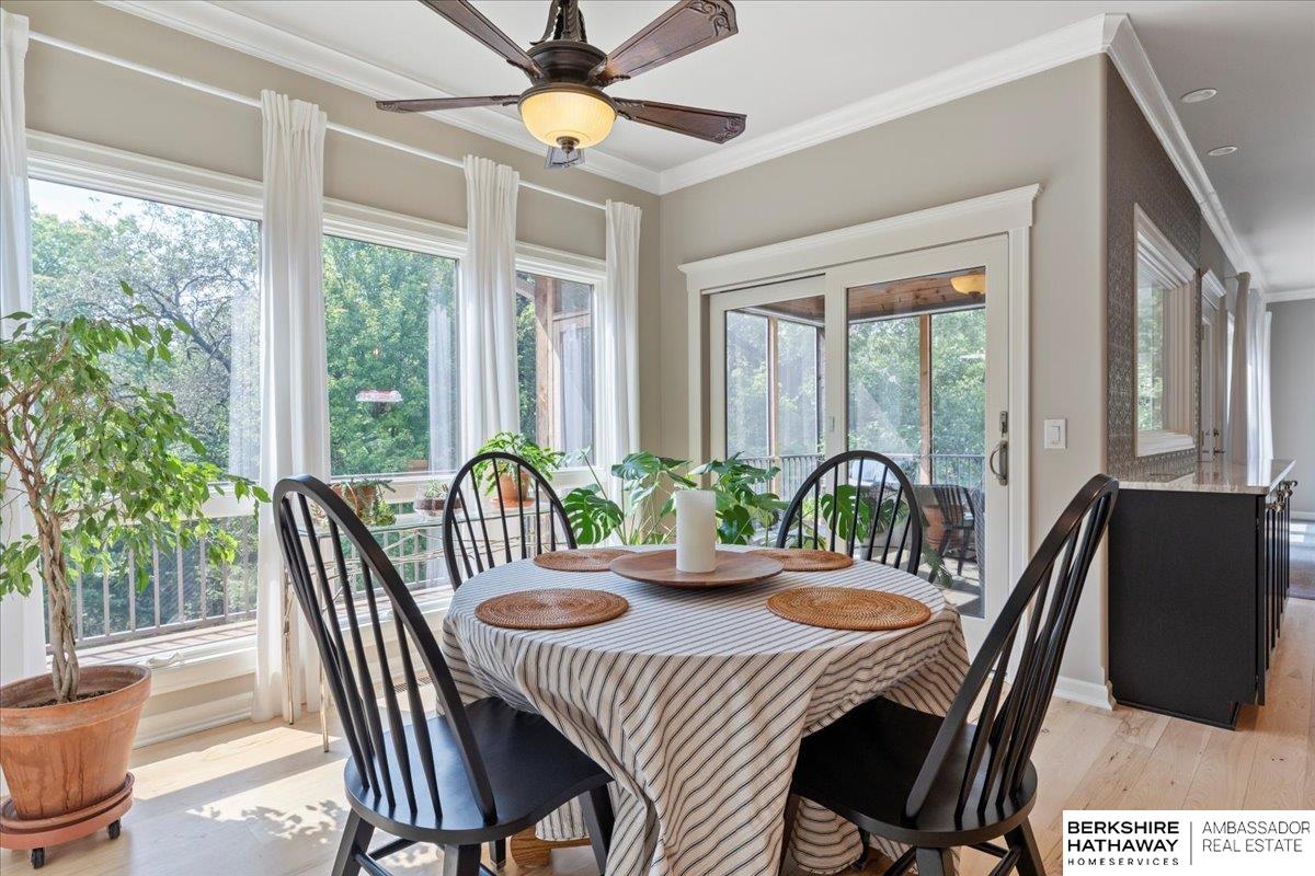 Bellevue, Nebraska 68005, United States, 5 Bedrooms Bedrooms, ,5 BathroomsBathrooms,Residential,Pending,4202