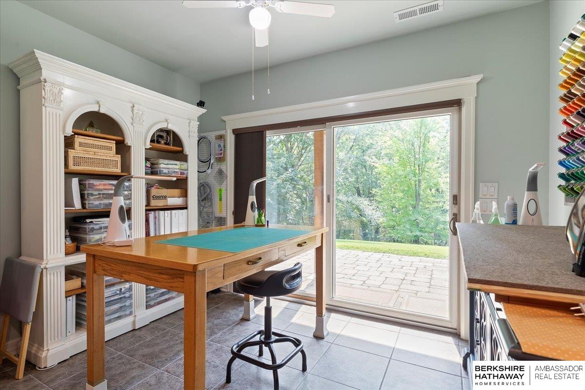 Bellevue, Nebraska 68005, United States, 5 Bedrooms Bedrooms, ,5 BathroomsBathrooms,Residential,Pending,4202