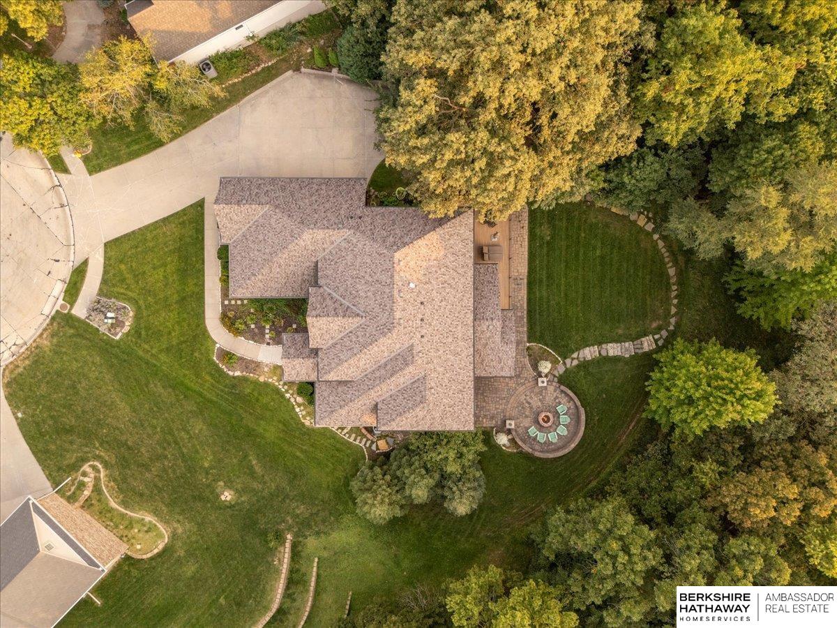 Bellevue, Nebraska 68005, United States, 5 Bedrooms Bedrooms, ,5 BathroomsBathrooms,Residential,Pending,4202