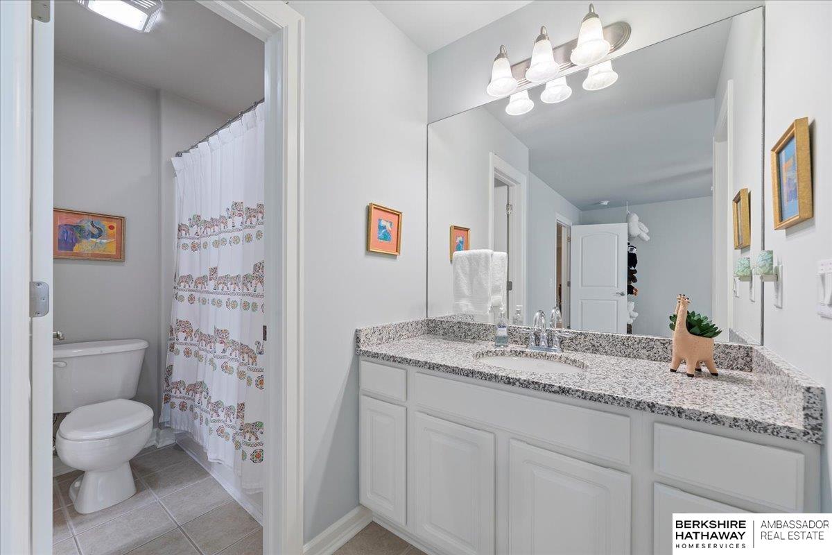 Bellevue, Nebraska 68005, United States, 5 Bedrooms Bedrooms, ,5 BathroomsBathrooms,Residential,Pending,4202