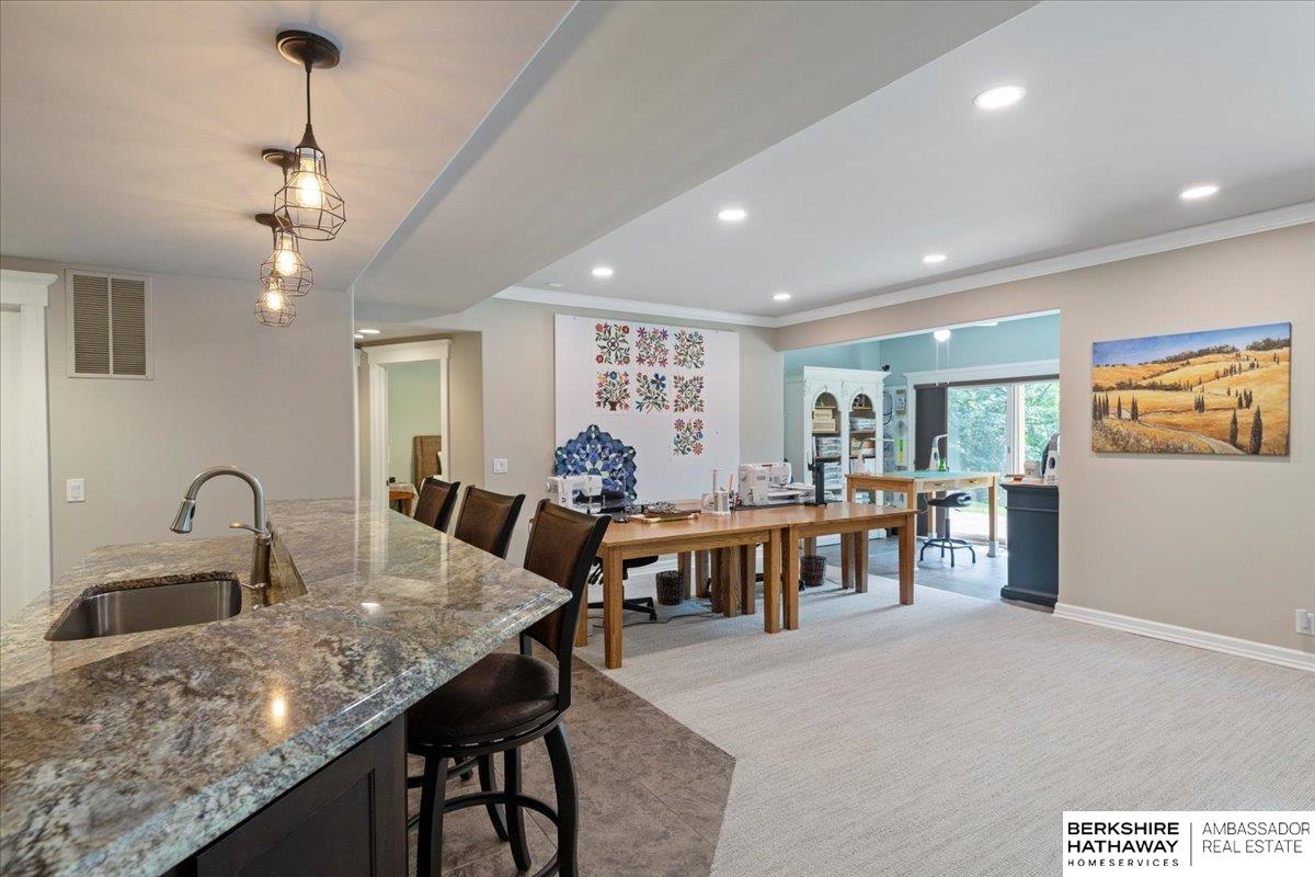 Bellevue, Nebraska 68005, United States, 5 Bedrooms Bedrooms, ,5 BathroomsBathrooms,Residential,Pending,4202