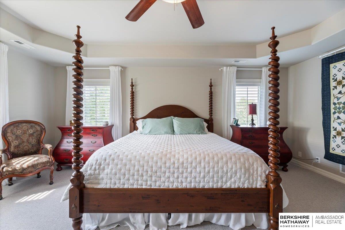 Bellevue, Nebraska 68005, United States, 5 Bedrooms Bedrooms, ,5 BathroomsBathrooms,Residential,Pending,4202