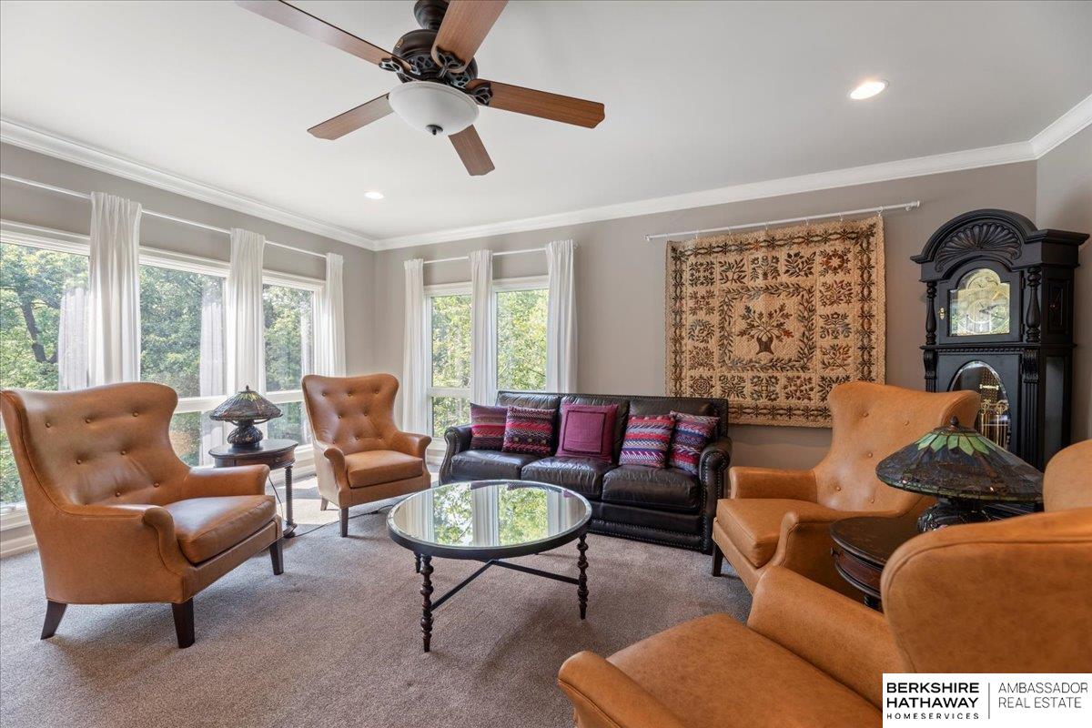 Bellevue, Nebraska 68005, United States, 5 Bedrooms Bedrooms, ,5 BathroomsBathrooms,Residential,Pending,4202