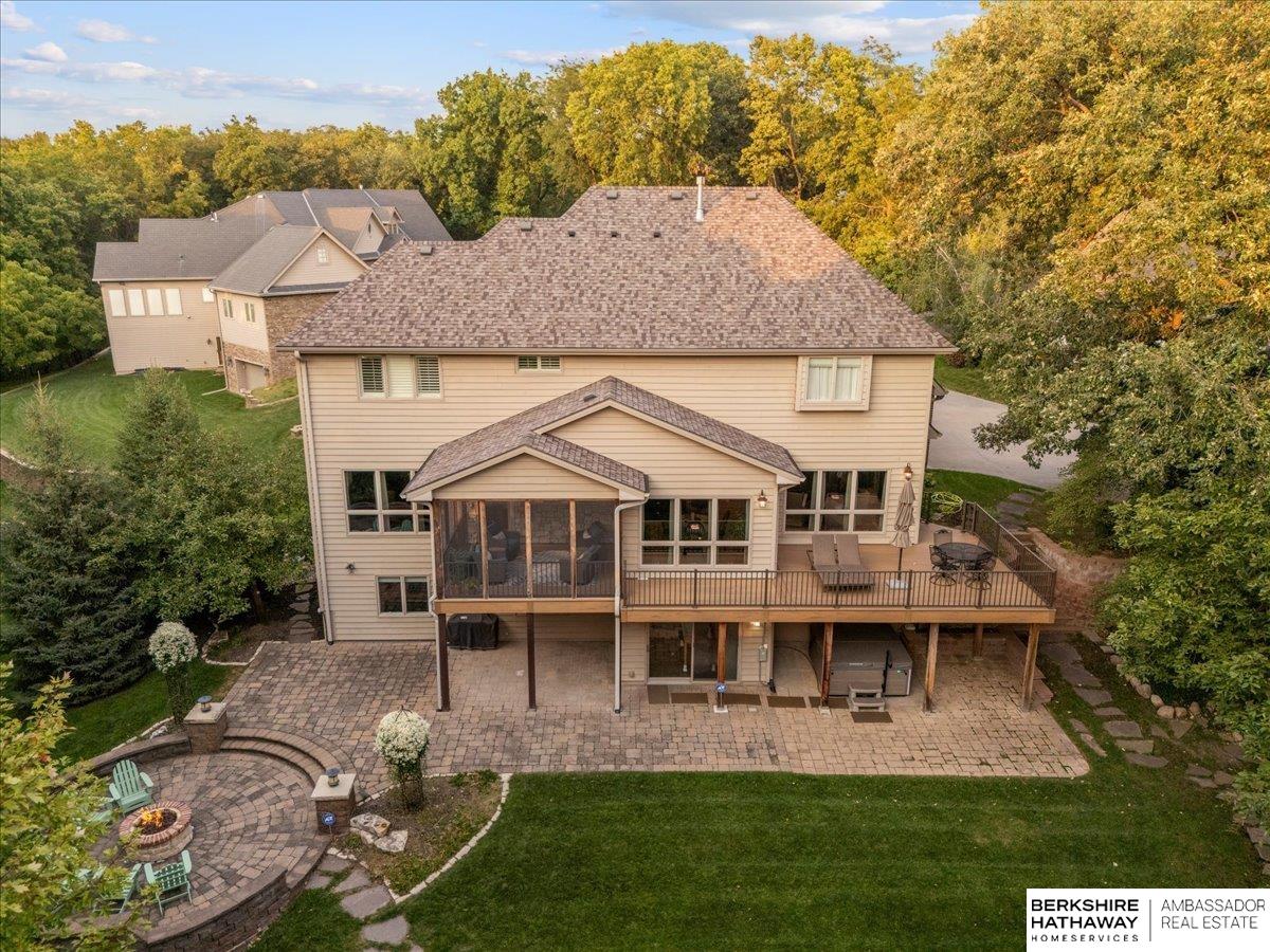 Bellevue, Nebraska 68005, United States, 5 Bedrooms Bedrooms, ,5 BathroomsBathrooms,Residential,Pending,4202