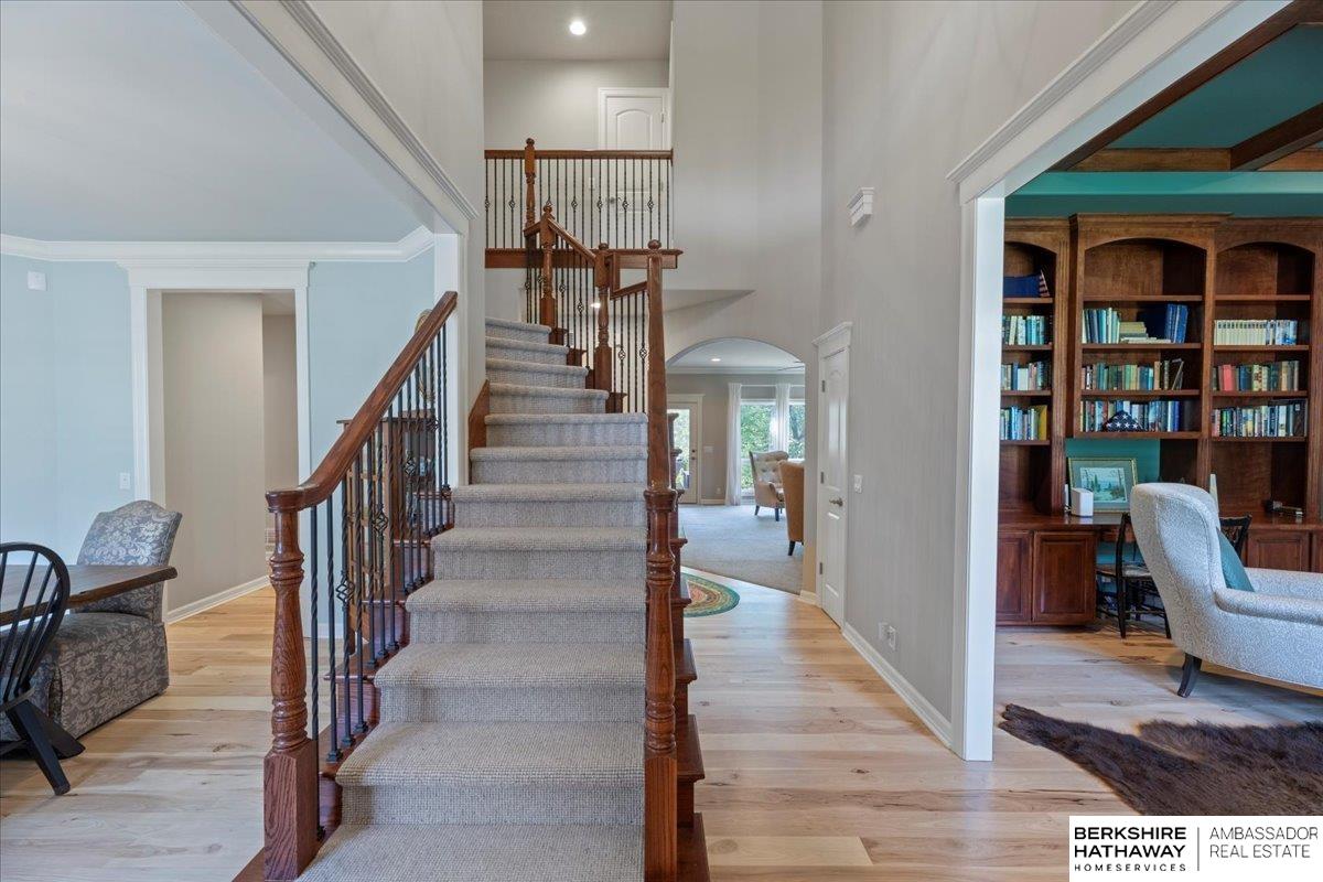 Bellevue, Nebraska 68005, United States, 5 Bedrooms Bedrooms, ,5 BathroomsBathrooms,Residential,Pending,4202