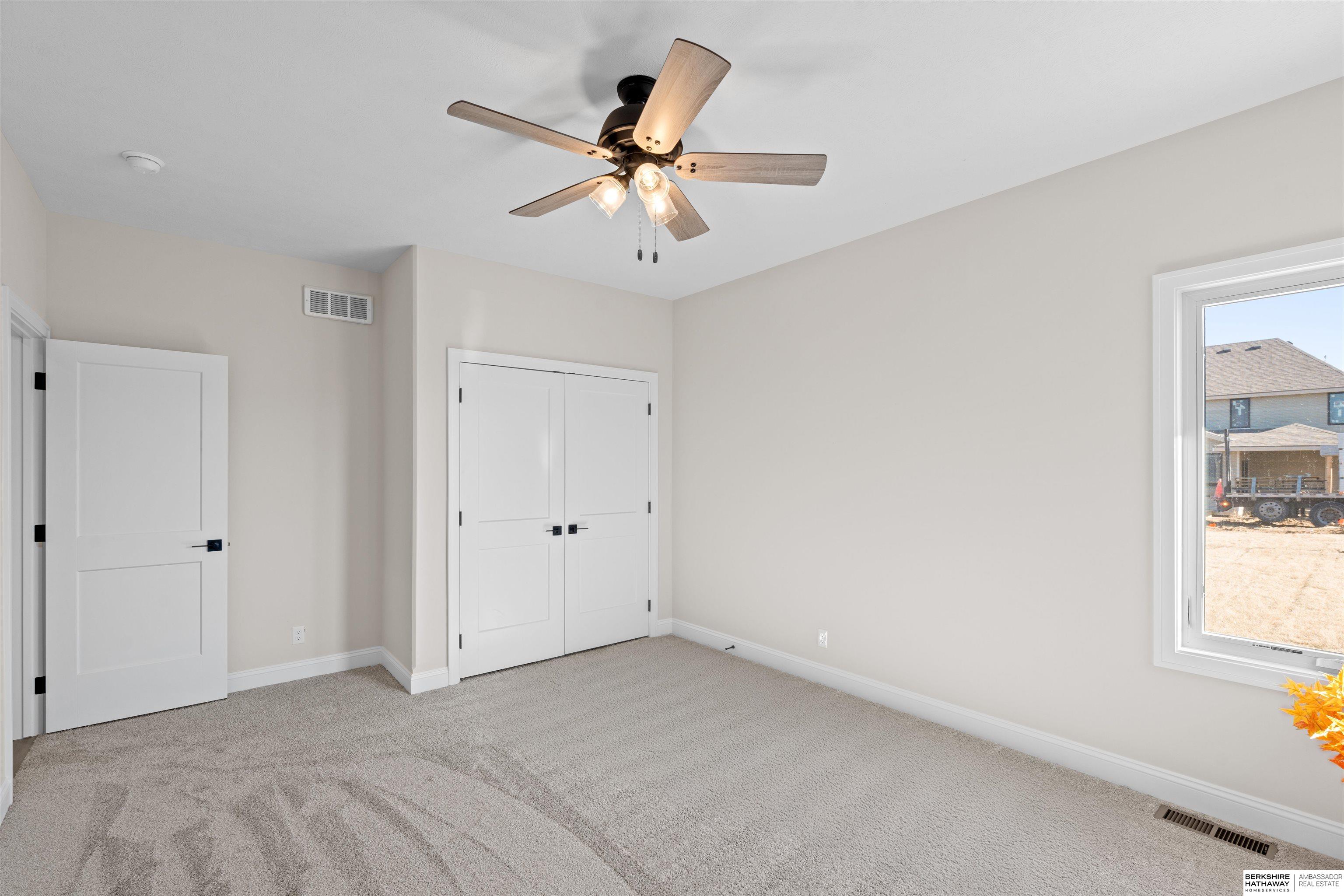 Papillion, Nebraska 68046, United States, 5 Bedrooms Bedrooms, ,3 BathroomsBathrooms,Residential,Active,11734