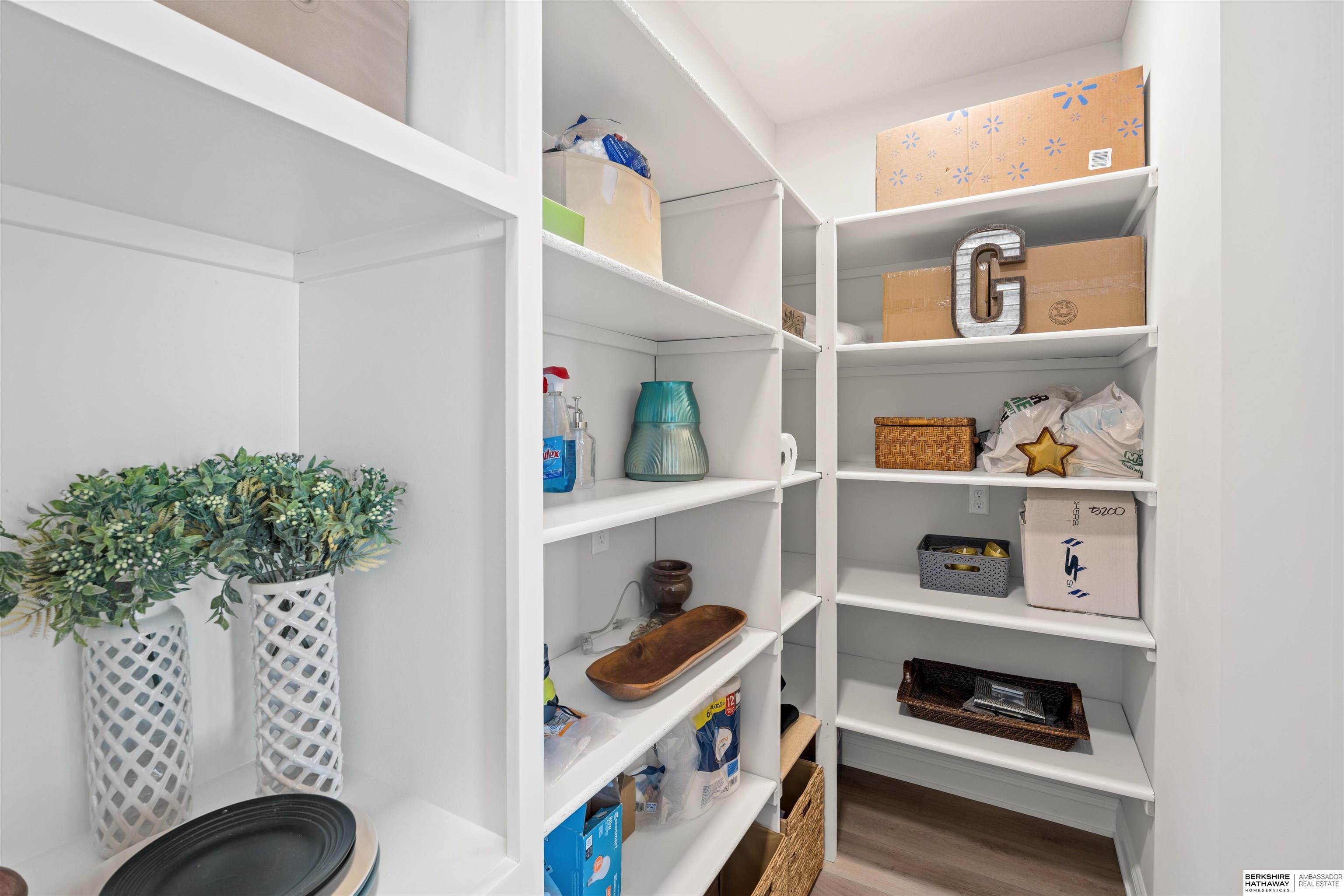 Papillion, Nebraska 68046, United States, 5 Bedrooms Bedrooms, ,3 BathroomsBathrooms,Residential,Active,11734