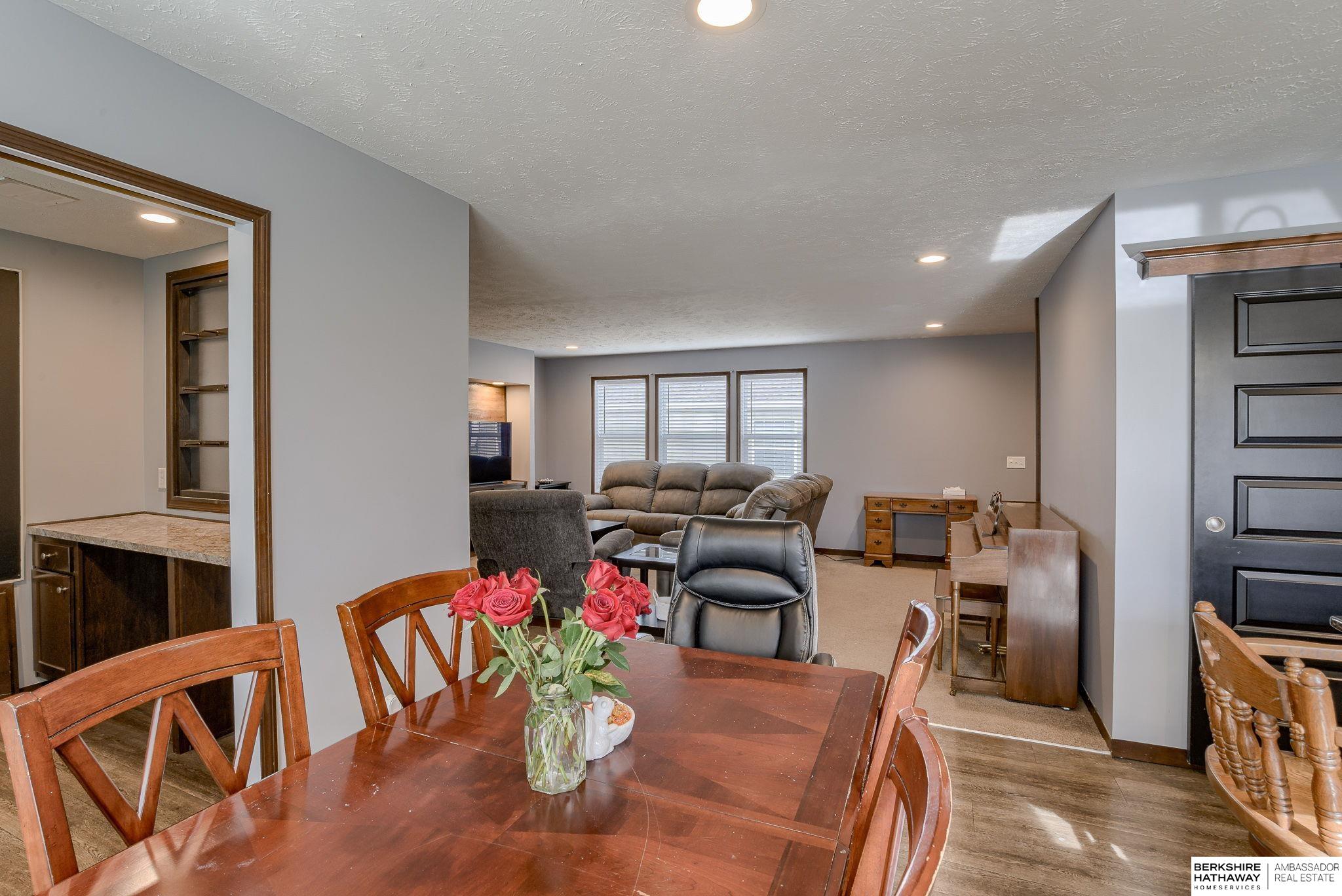 Blair, Nebraska 68008, United States, 3 Bedrooms Bedrooms, ,2 BathroomsBathrooms,Residential,Pending,28014