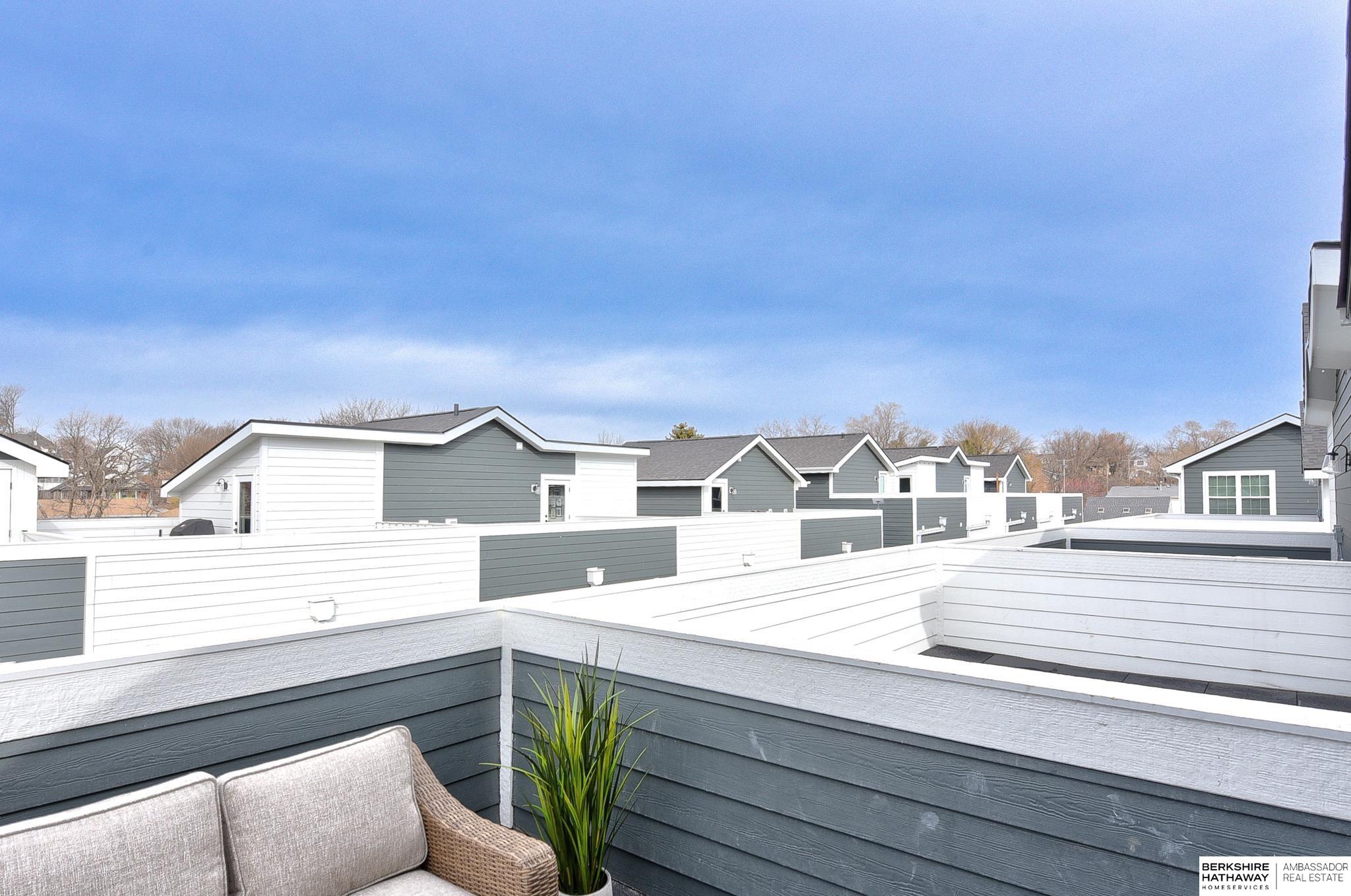 Omaha, Nebraska 68108, United States, 3 Bedrooms Bedrooms, ,4 BathroomsBathrooms,Residential,Active,94883