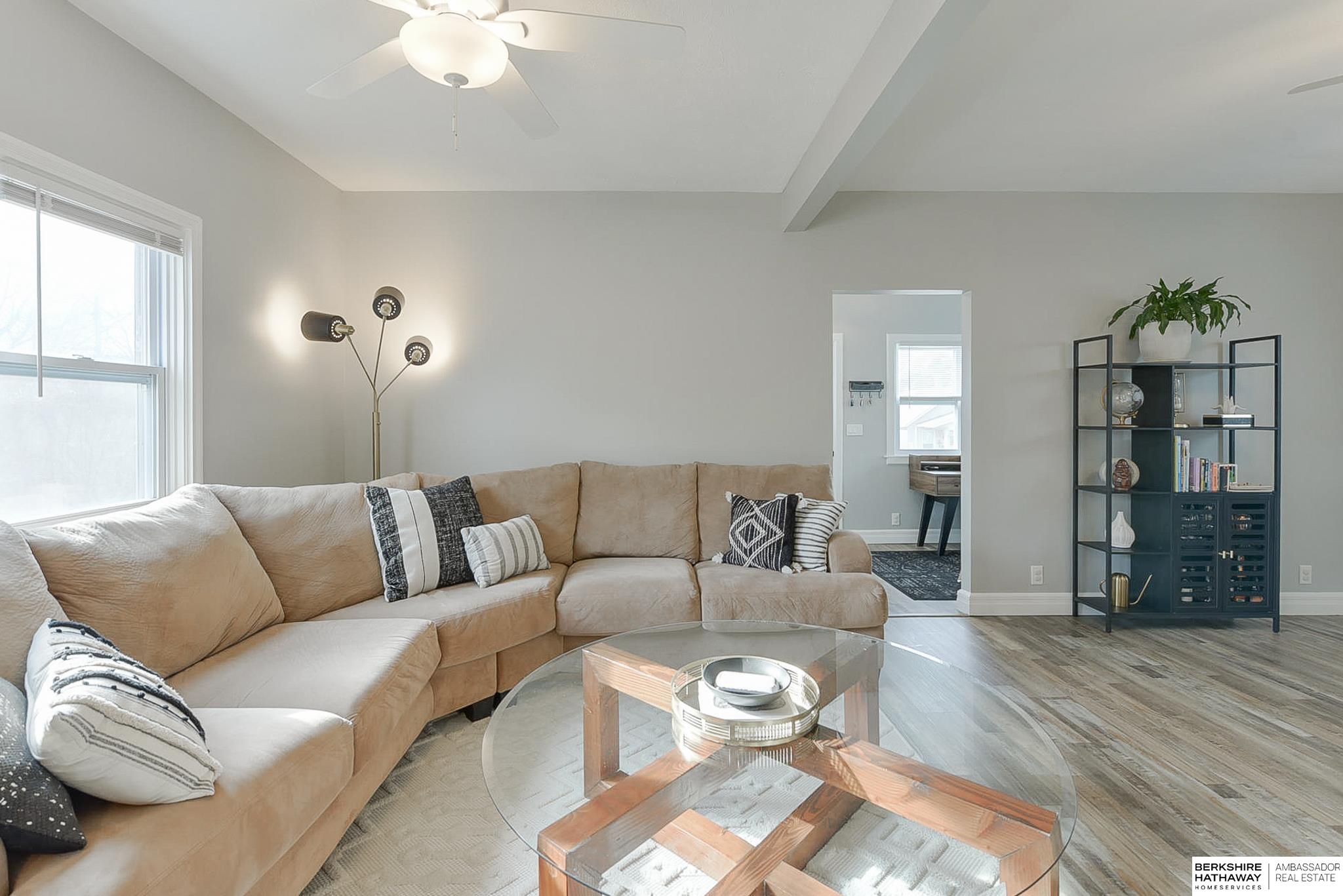 Omaha, Nebraska 68104, United States, 3 Bedrooms Bedrooms, ,1 BathroomBathrooms,Residential,Pending,107798