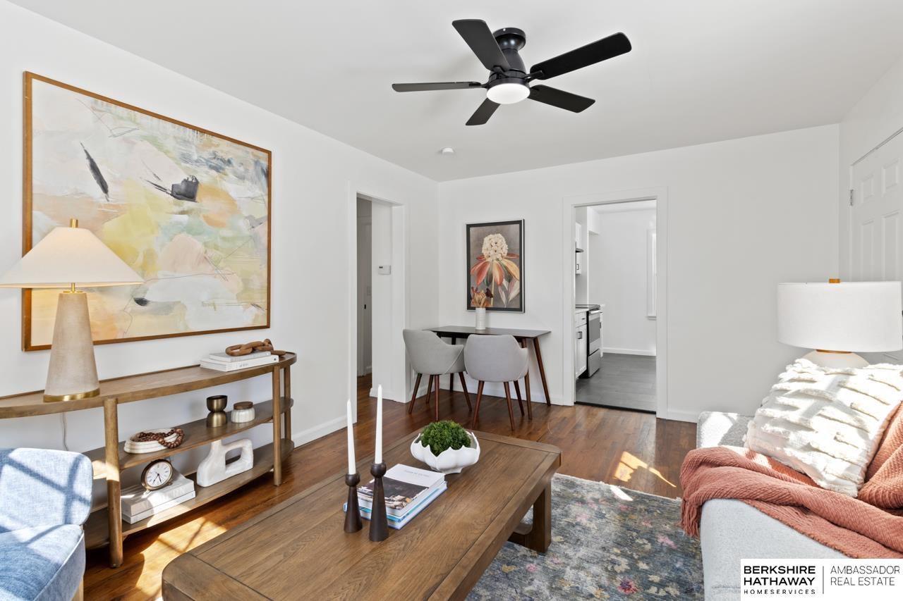 Omaha, Nebraska 68104, United States, 3 Bedrooms Bedrooms, ,2 BathroomsBathrooms,Residential,Pending,92782