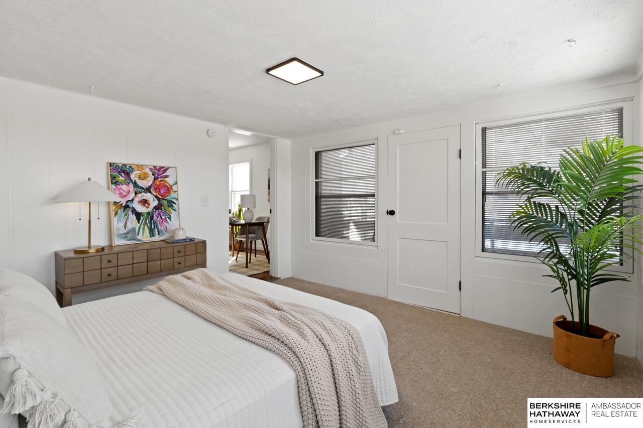 Omaha, Nebraska 68104, United States, 3 Bedrooms Bedrooms, ,2 BathroomsBathrooms,Residential,Pending,92782