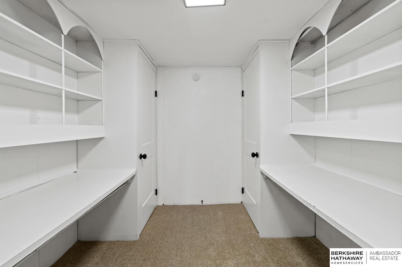 Omaha, Nebraska 68104, United States, 3 Bedrooms Bedrooms, ,2 BathroomsBathrooms,Residential,Pending,92782