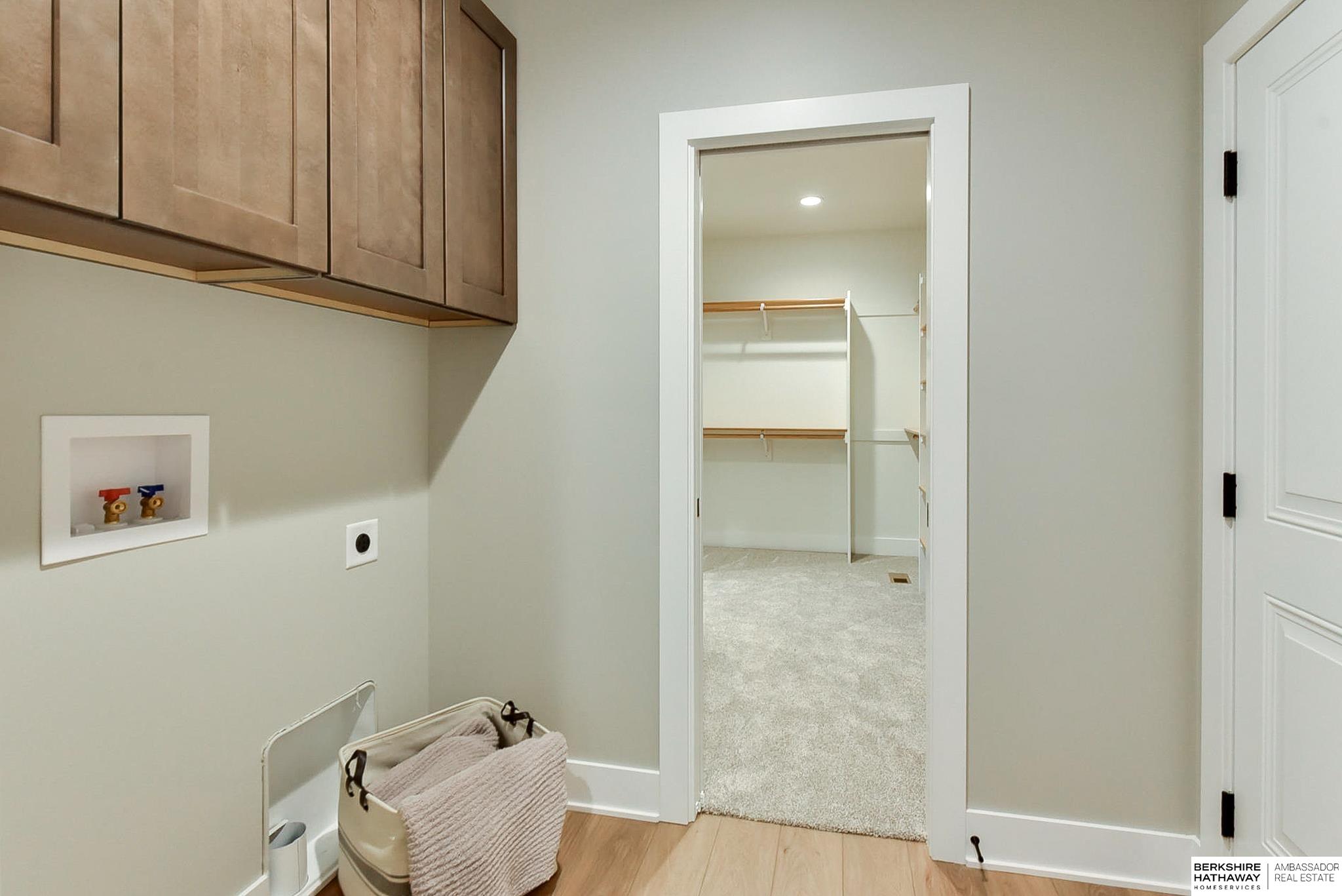 Wahoo, Nebraska 68066, United States, 4 Bedrooms Bedrooms, ,3 BathroomsBathrooms,Residential,Active,12820