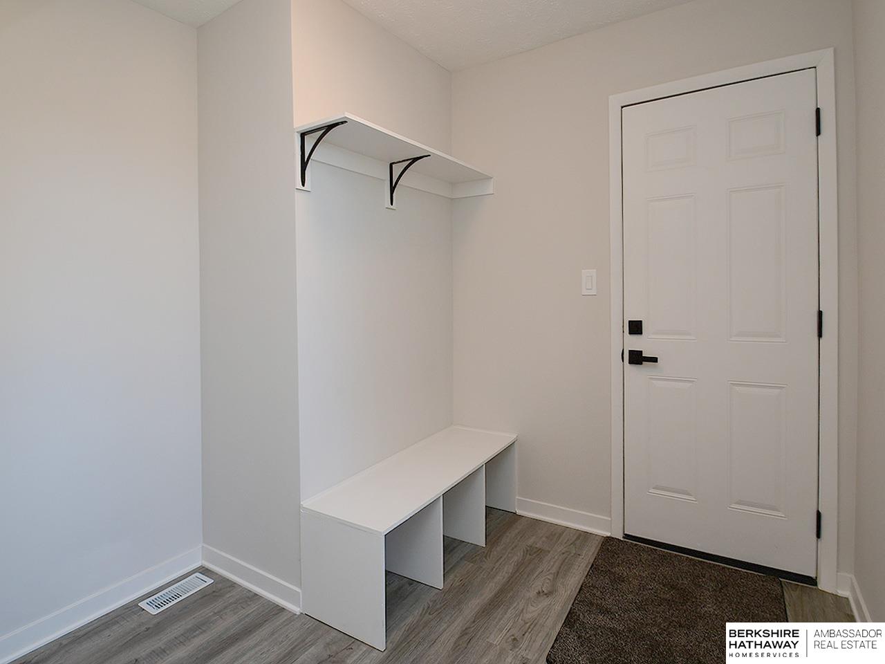 Elkhorn, Nebraska 68022, United States, 4 Bedrooms Bedrooms, ,3 BathroomsBathrooms,Residential,Active,19397