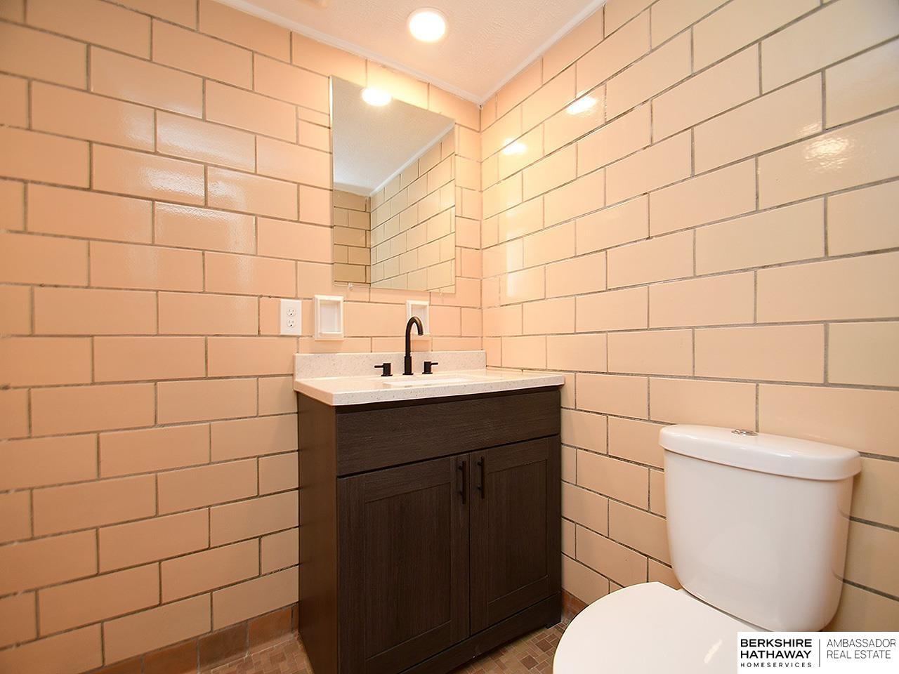 Elkhorn, Nebraska 68022, United States, 4 Bedrooms Bedrooms, ,3 BathroomsBathrooms,Residential,Active,19397