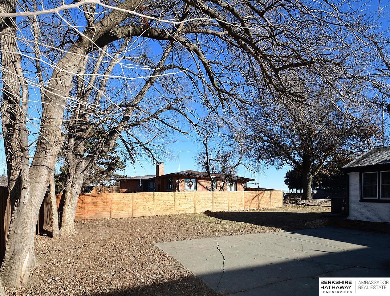 Elkhorn, Nebraska 68022, United States, 4 Bedrooms Bedrooms, ,3 BathroomsBathrooms,Residential,Active,19397