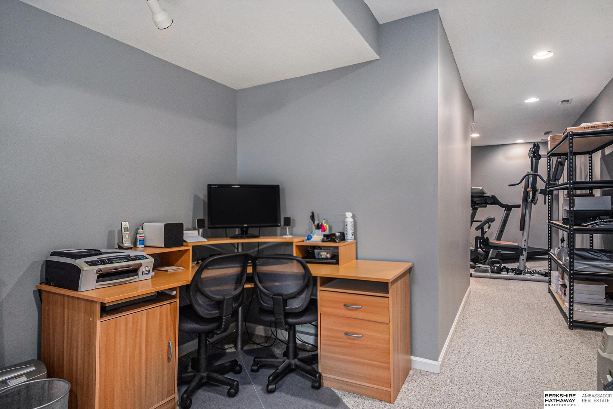 Omaha, Nebraska 68116, United States, 4 Bedrooms Bedrooms, ,4 BathroomsBathrooms,Residential,Pending,104945