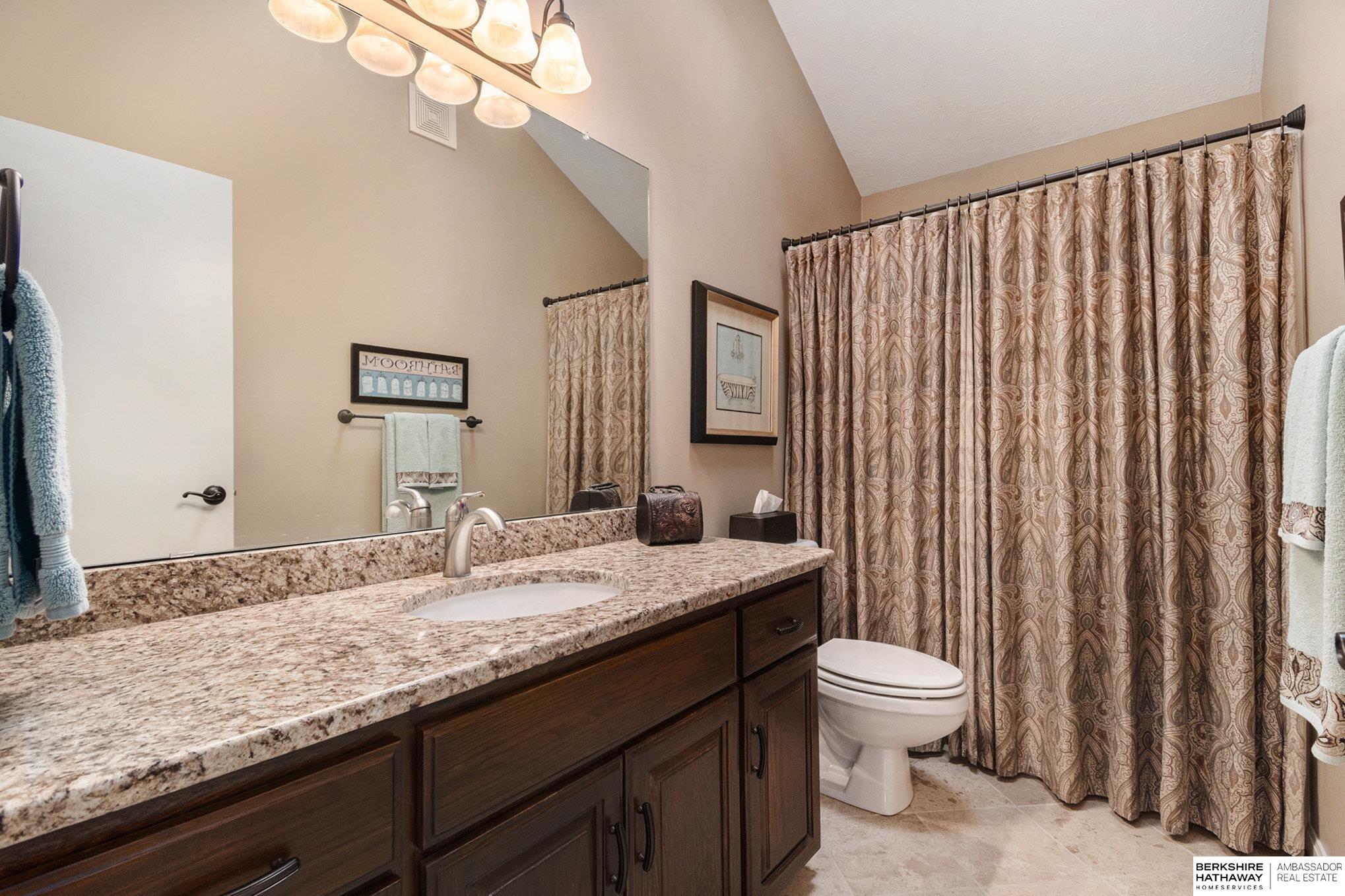 Omaha, Nebraska 68116, United States, 4 Bedrooms Bedrooms, ,4 BathroomsBathrooms,Residential,Pending,104945