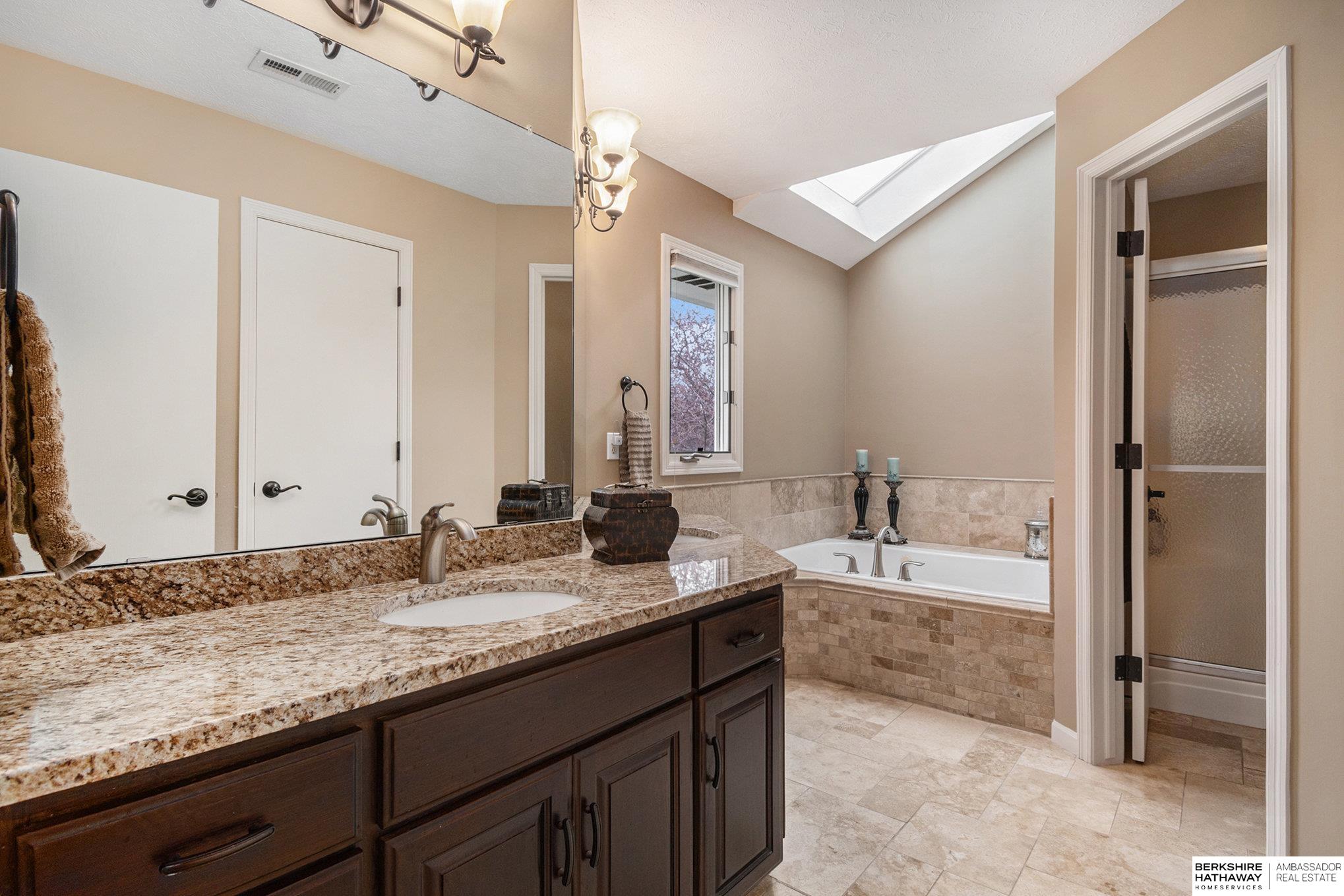 Omaha, Nebraska 68116, United States, 4 Bedrooms Bedrooms, ,4 BathroomsBathrooms,Residential,Pending,104945