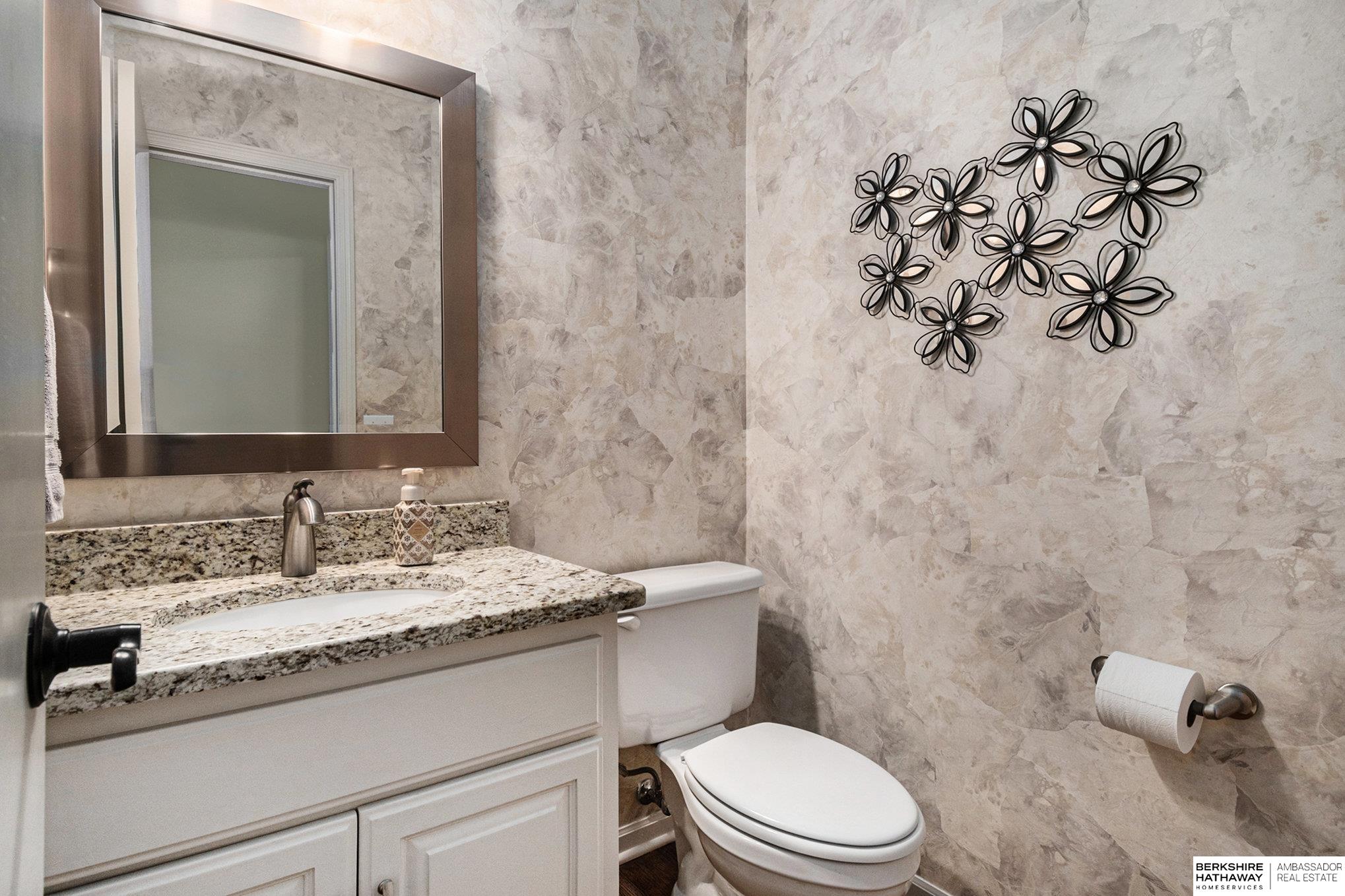 Omaha, Nebraska 68116, United States, 4 Bedrooms Bedrooms, ,4 BathroomsBathrooms,Residential,Pending,104945