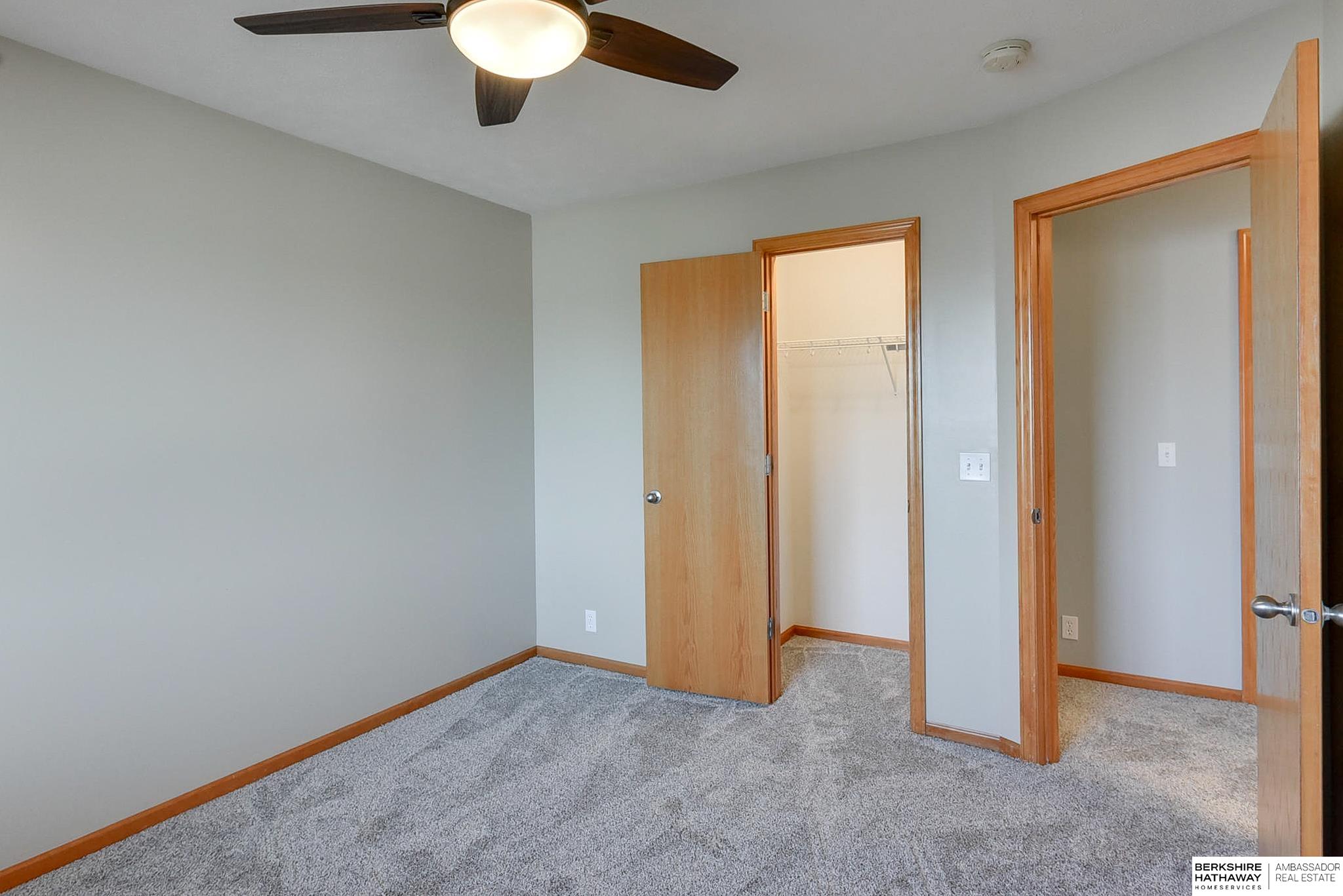 Omaha, Nebraska 68116, United States, 5 Bedrooms Bedrooms, ,3 BathroomsBathrooms,Residential,Pending,41645